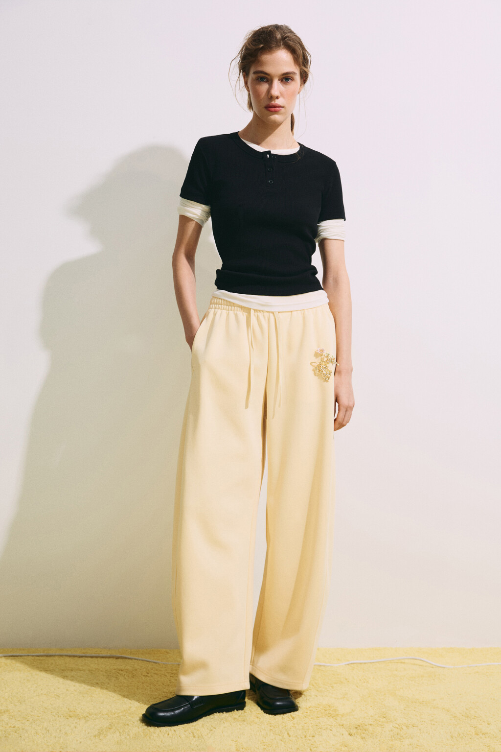 Футболка облегающая в рубчик с планкой - цвет черный - 6