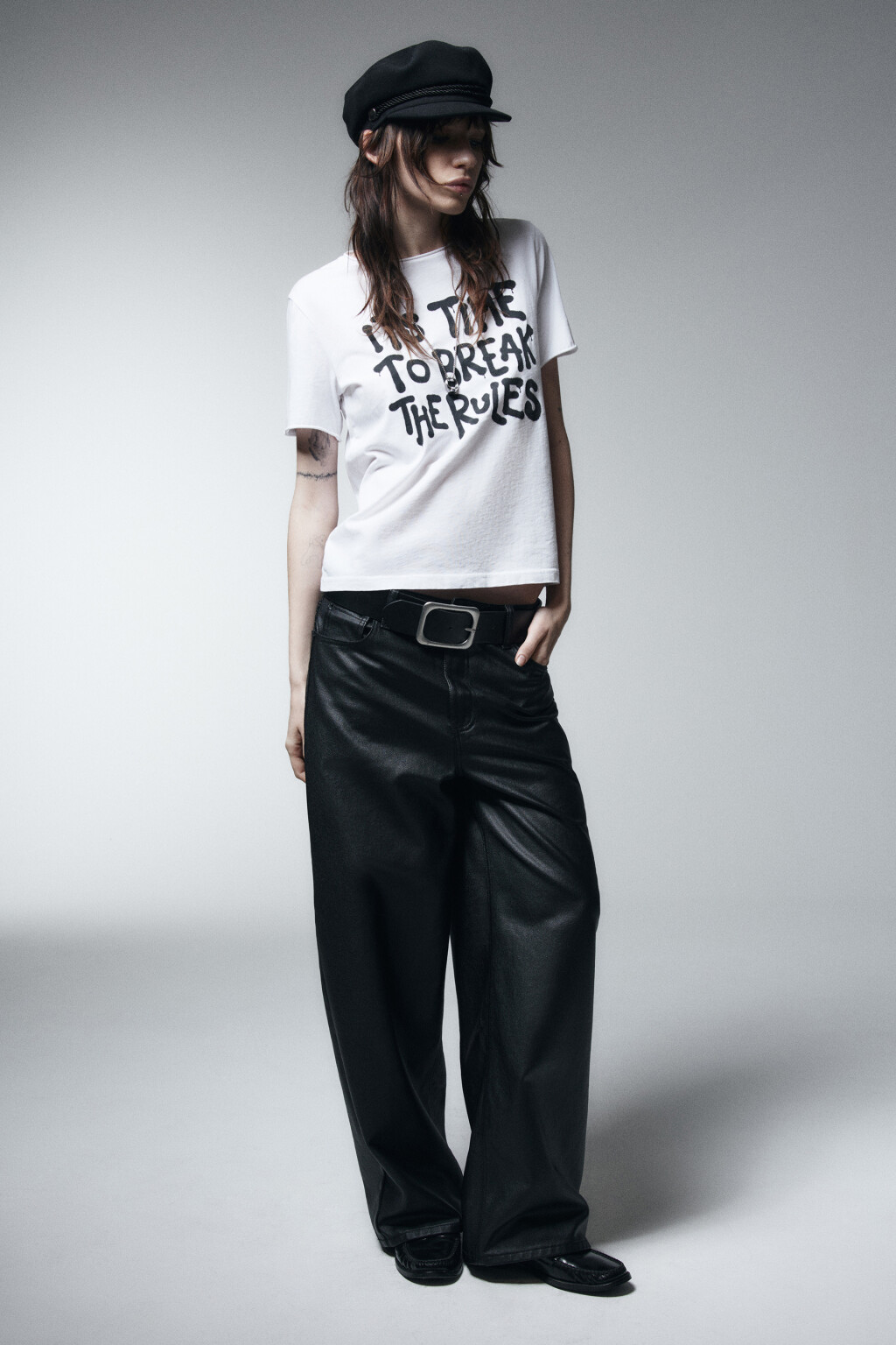 Футболка с вареным эффектом и надписью - цвет белый - 5