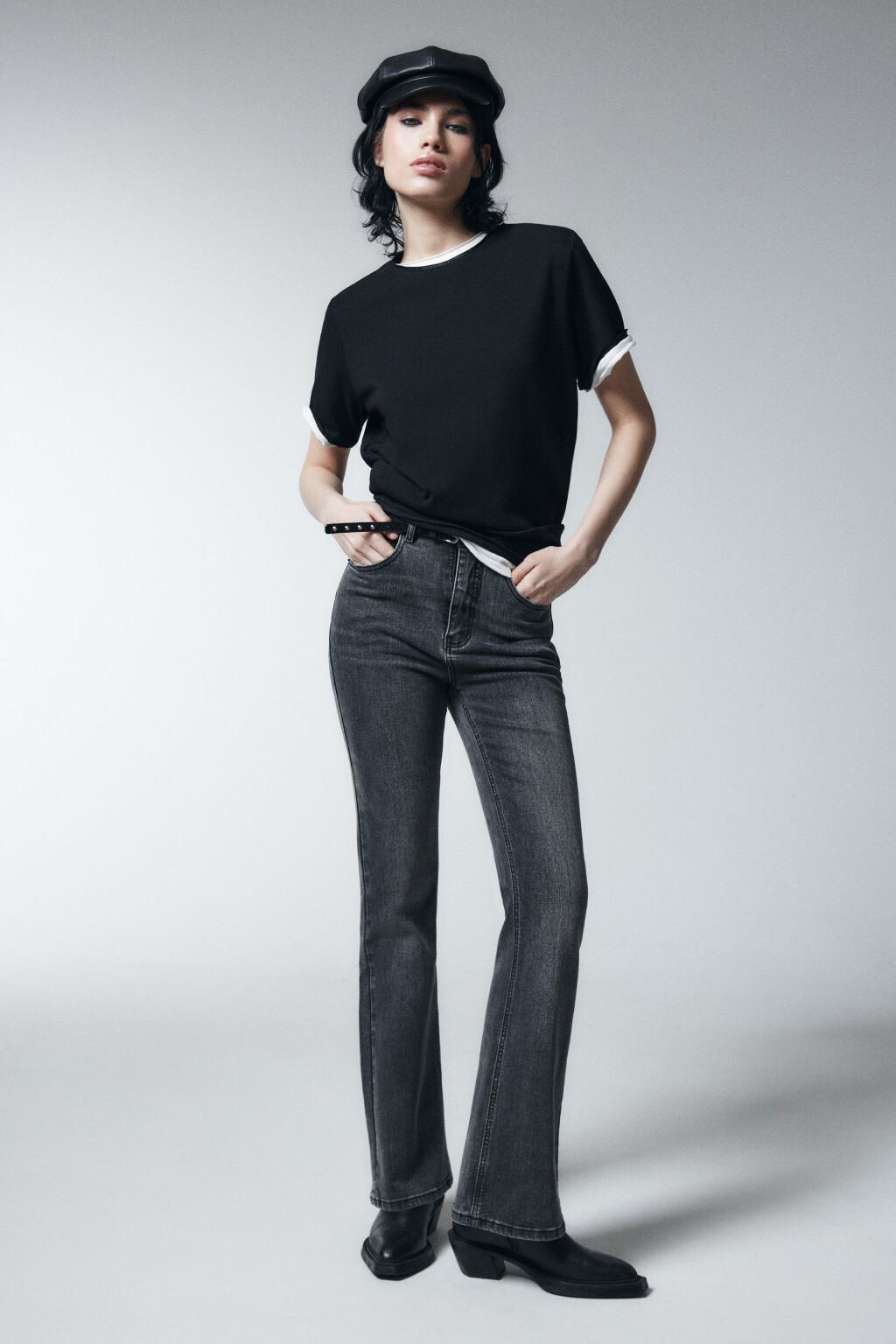 Футболка базовая удлиненная - цвет черный - 4