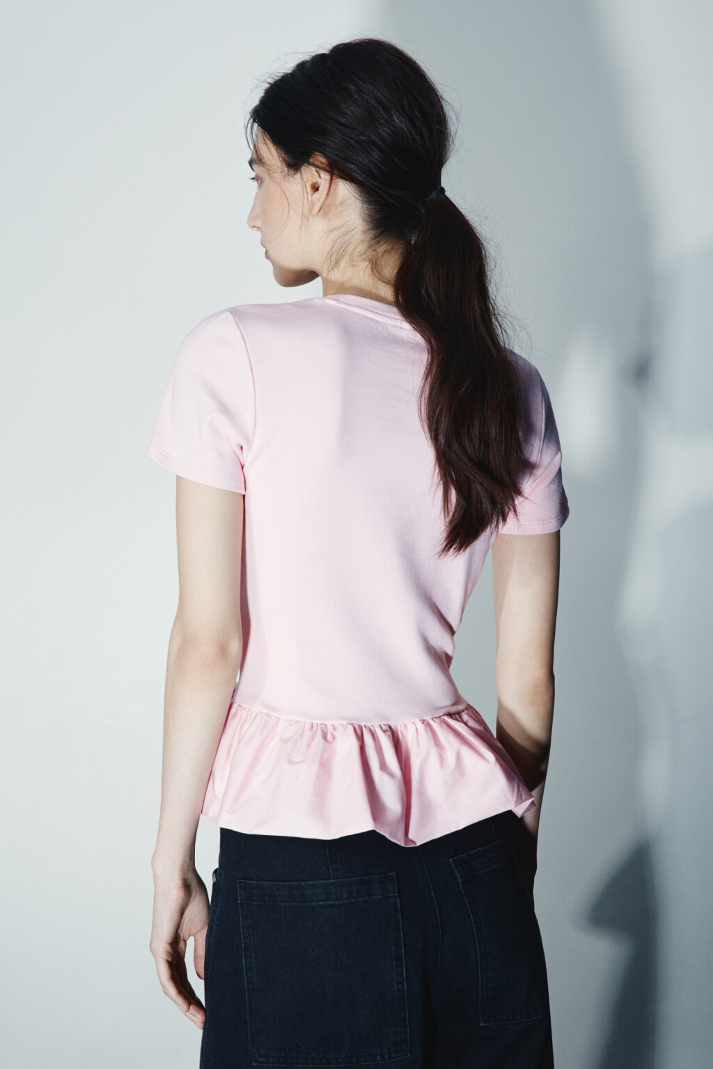 Футболка облегающая с баской - цвет розовый - 3