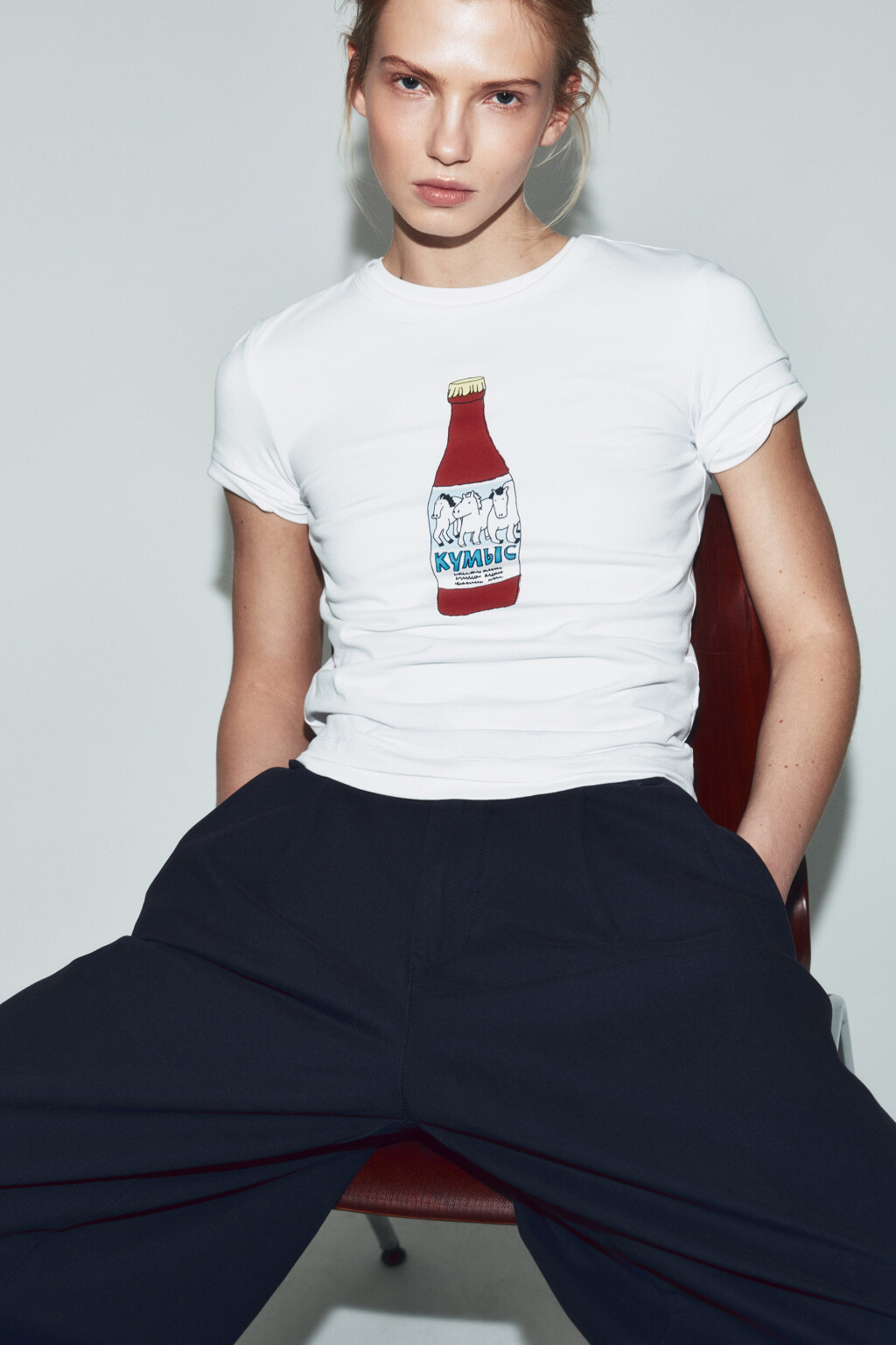 Футболка хлопковая облегающая с принтом - цвет белый - 1