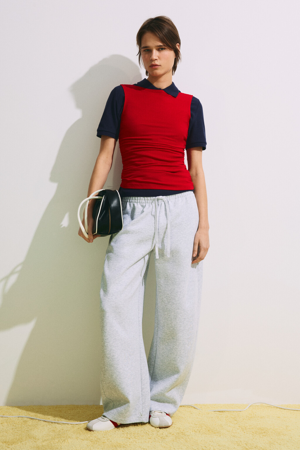 Майка облегающая с драпировками - цвет красный - 5