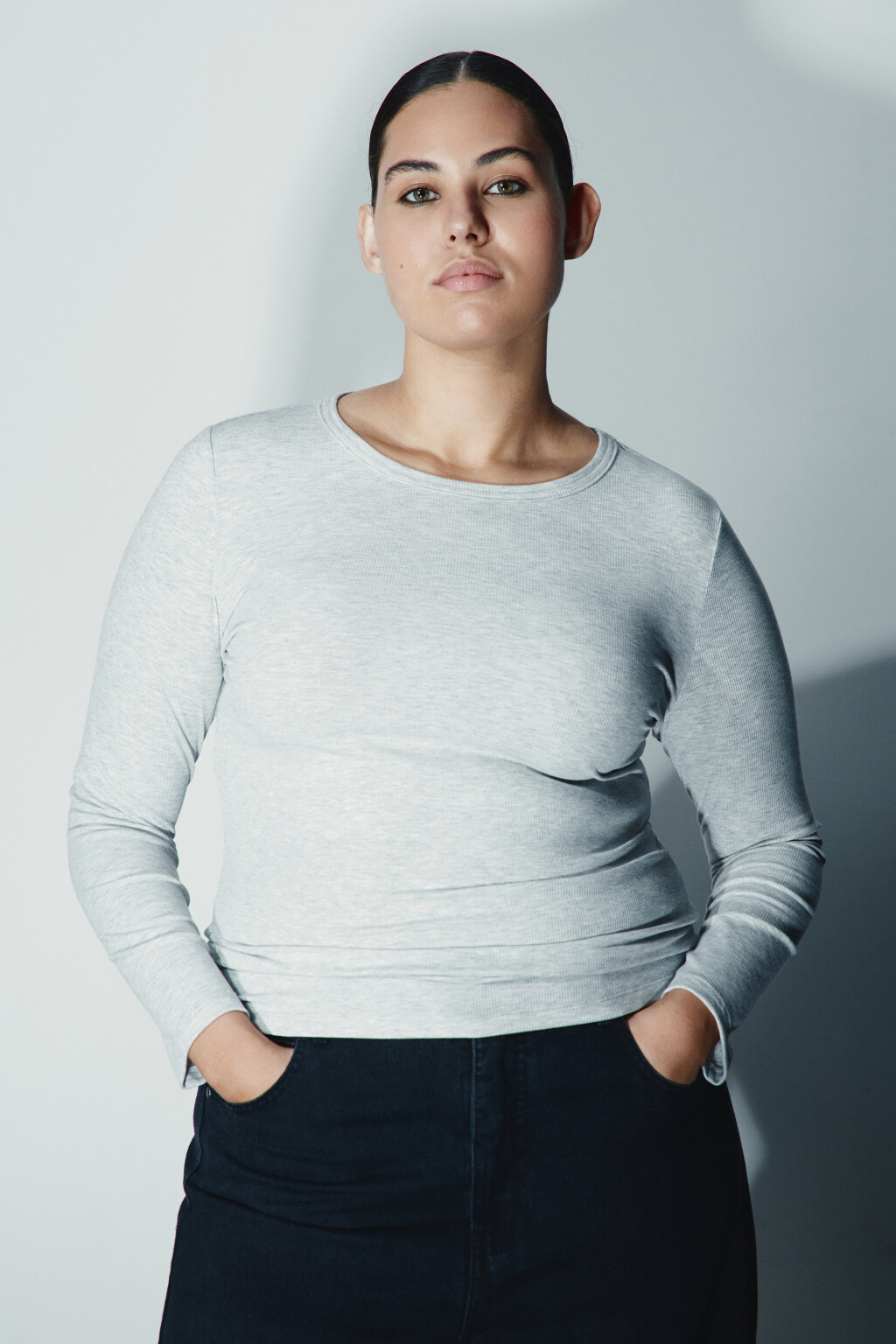 Лонгслив облегающий в рубчик - цвет серый - 2