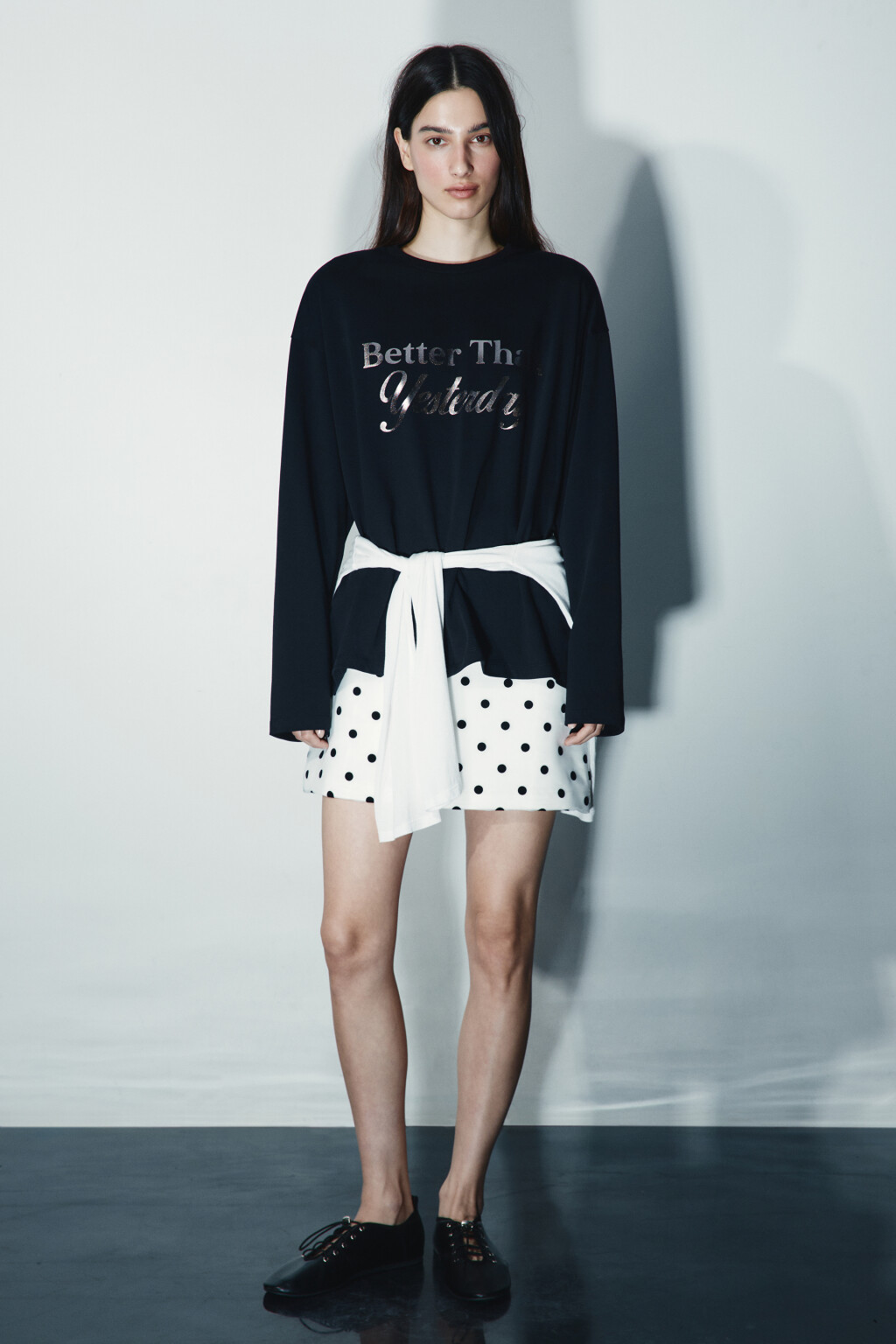 Лонгслив хлопковый с принтом - цвет черный - 4