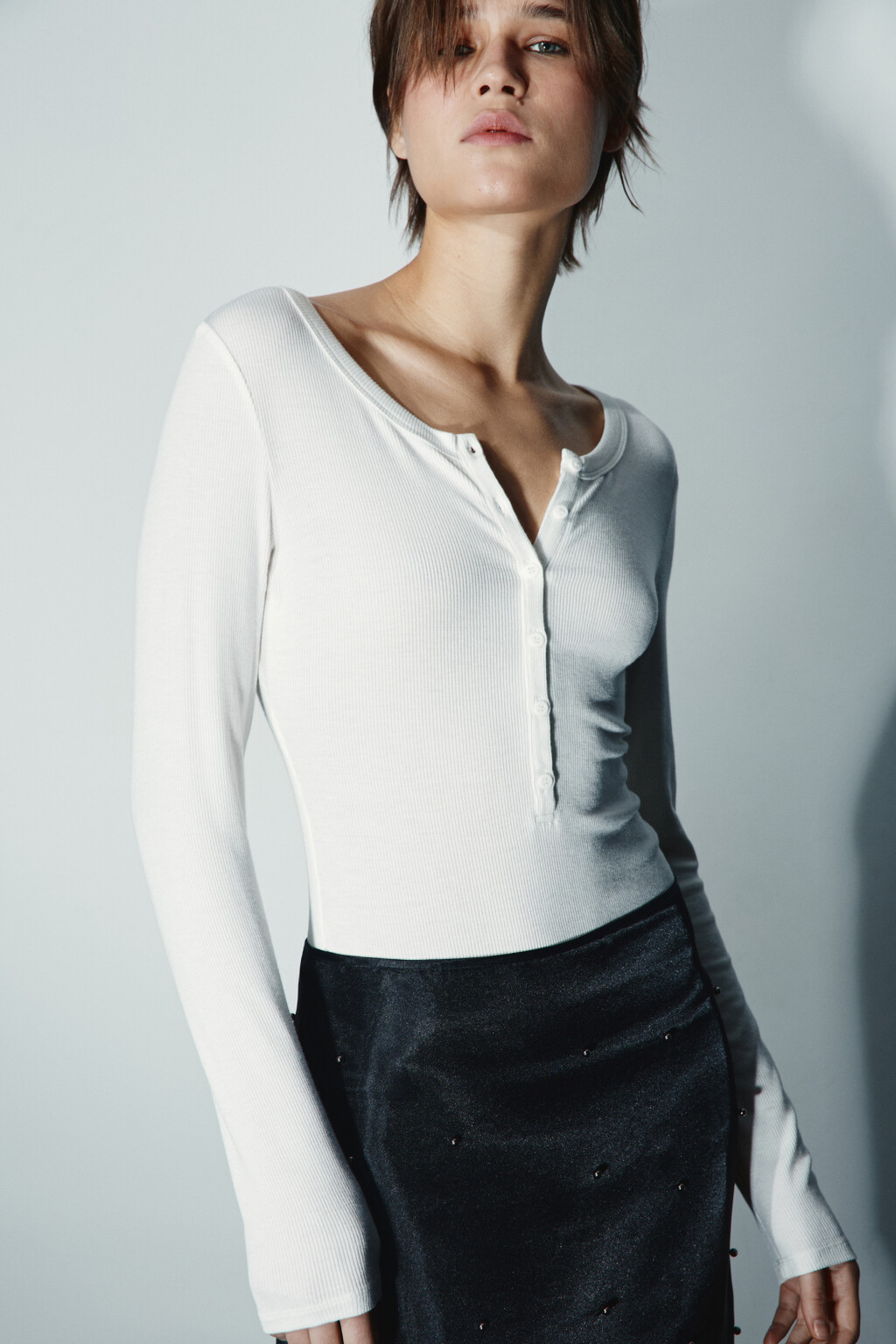 Боди-лонгслив с застежкой на груди - цвет молочный - 1