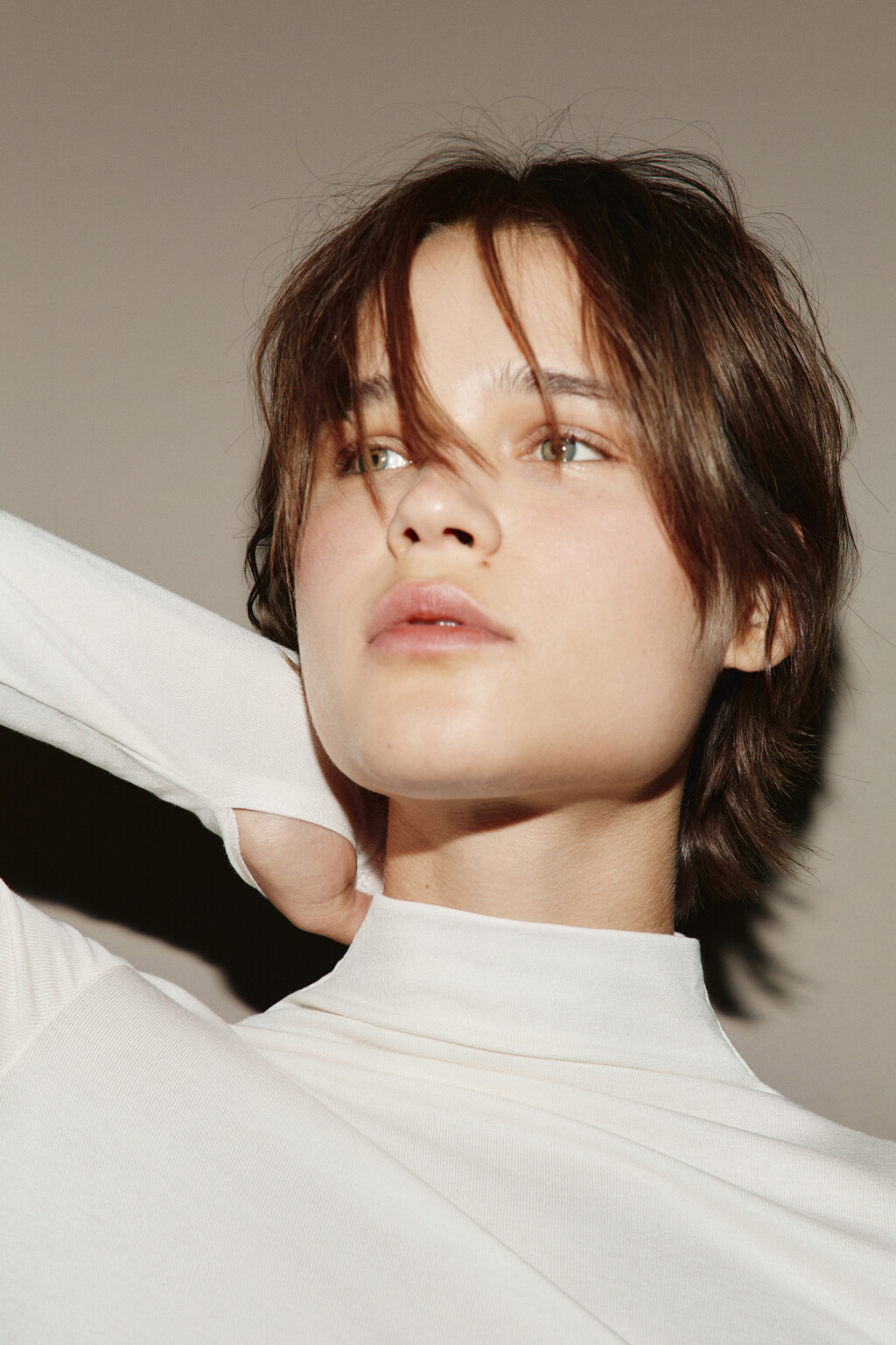 Лонгслив полуприлегающий с воротником-стойкой - цвет молочный - 6