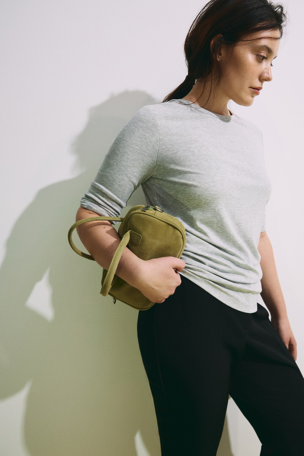 Лонгслив приталенный со сборками - цвет серый - 1