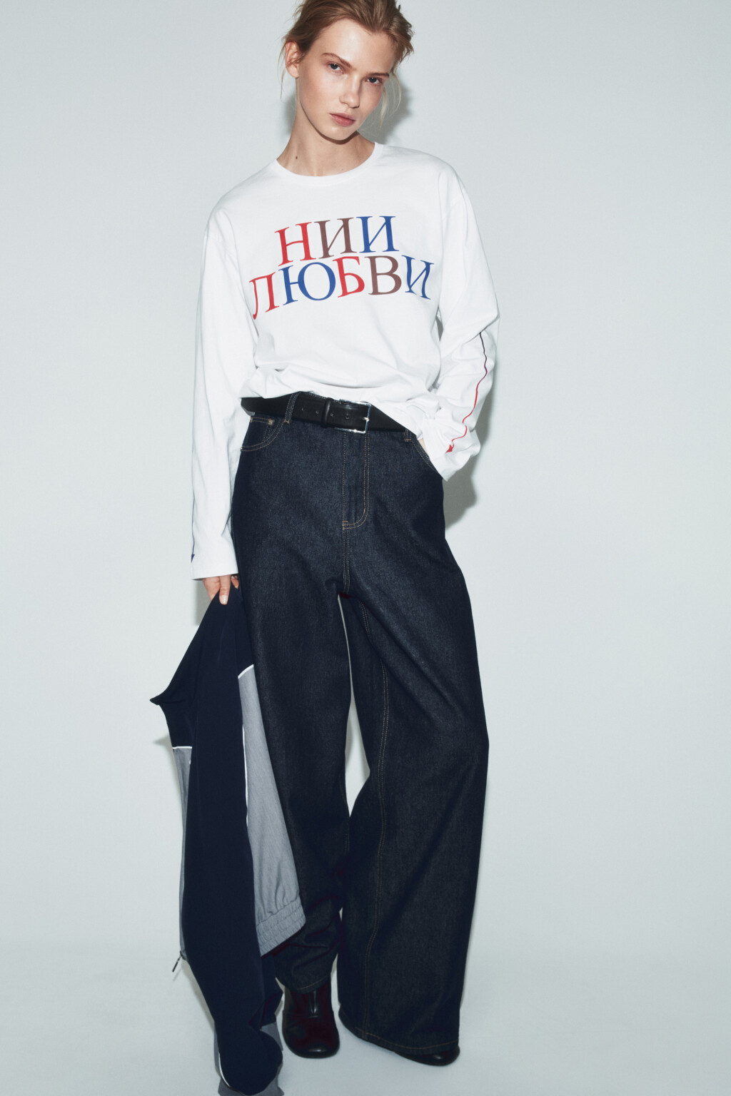 Лонгслив оверсайз с принтом - цвет белый - 3