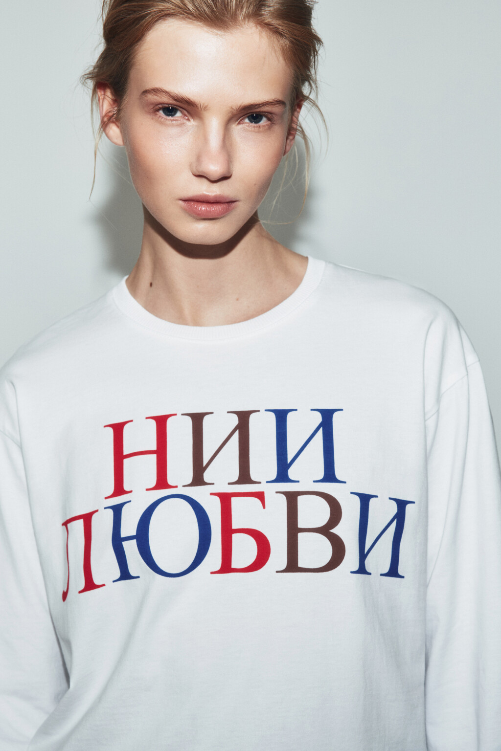 Лонгслив оверсайз с принтом - цвет белый - 8