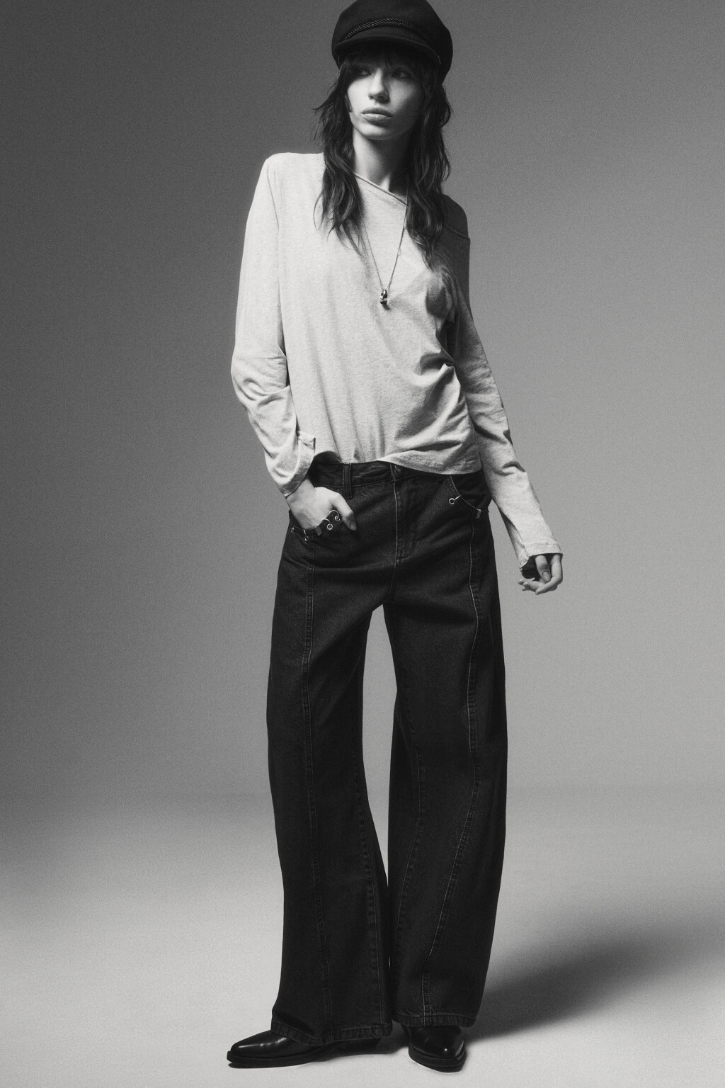 Лонгслив асимметричный на одно плечо - цвет серый - 2