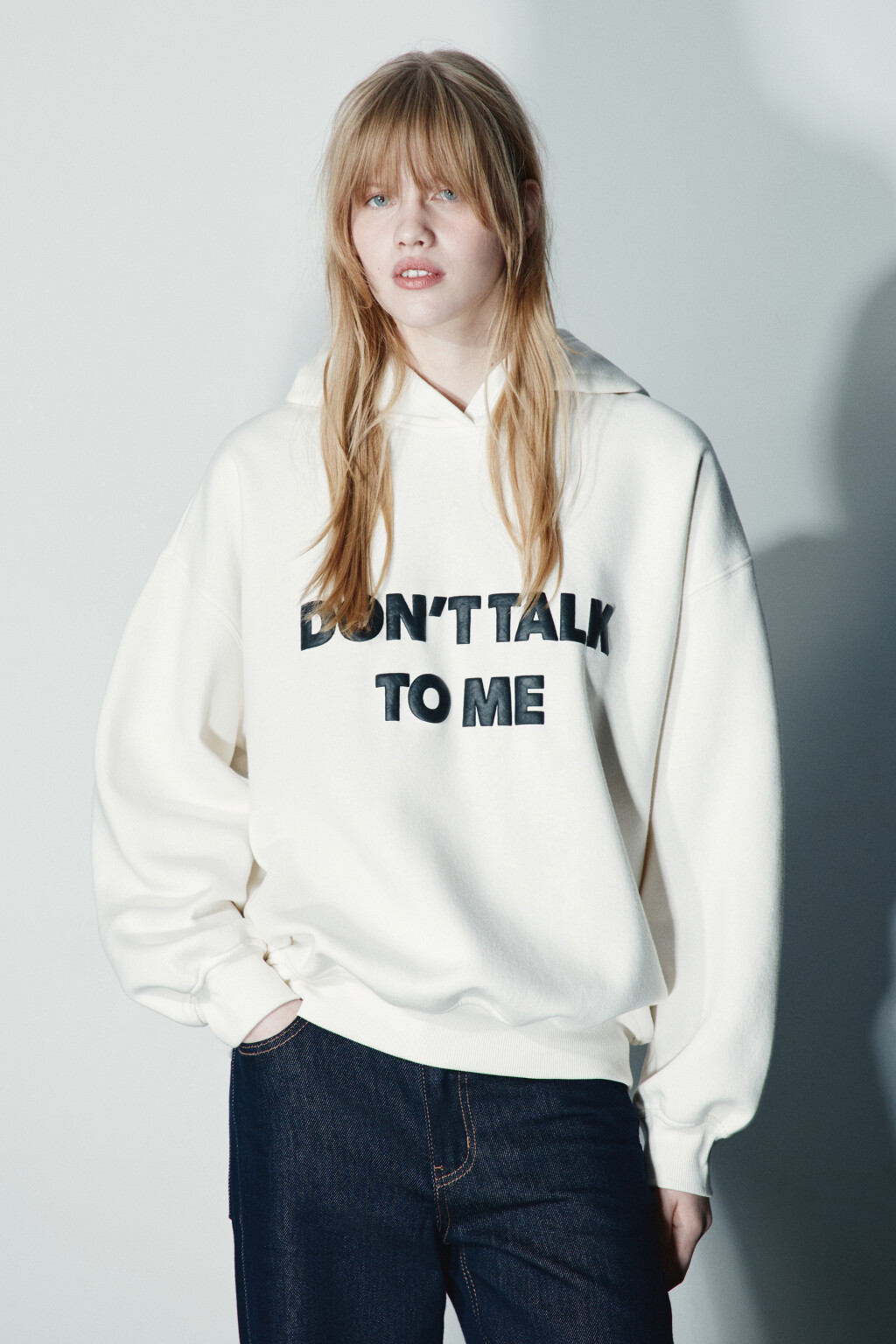 Худи утепленная с принтом - цвет бежевый - 4