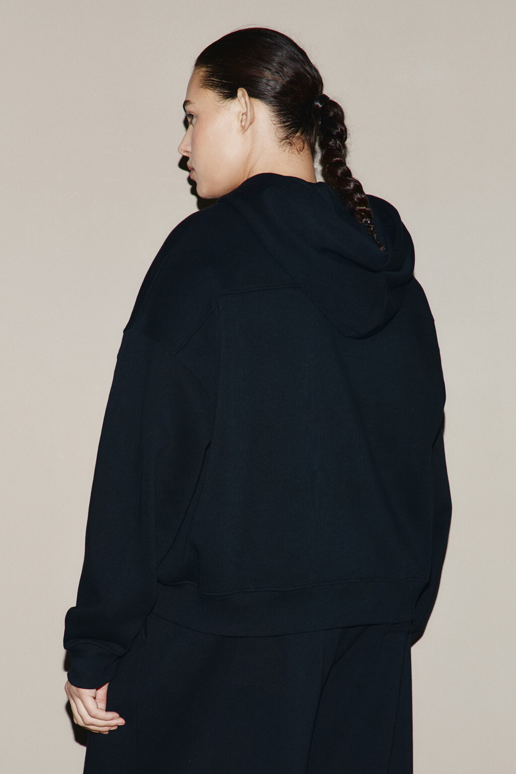 Худи-зипка с капюшоном из футера - цвет черный - 3