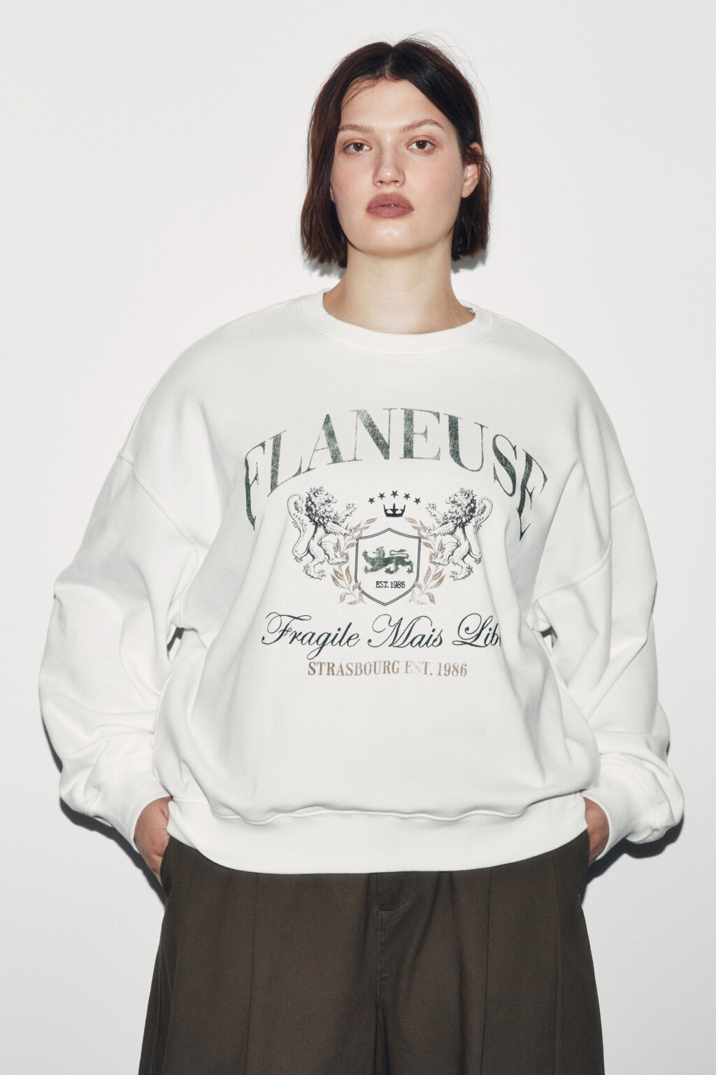 Свитшот оверсайз из футера с принтом - цвет бежевый - 2