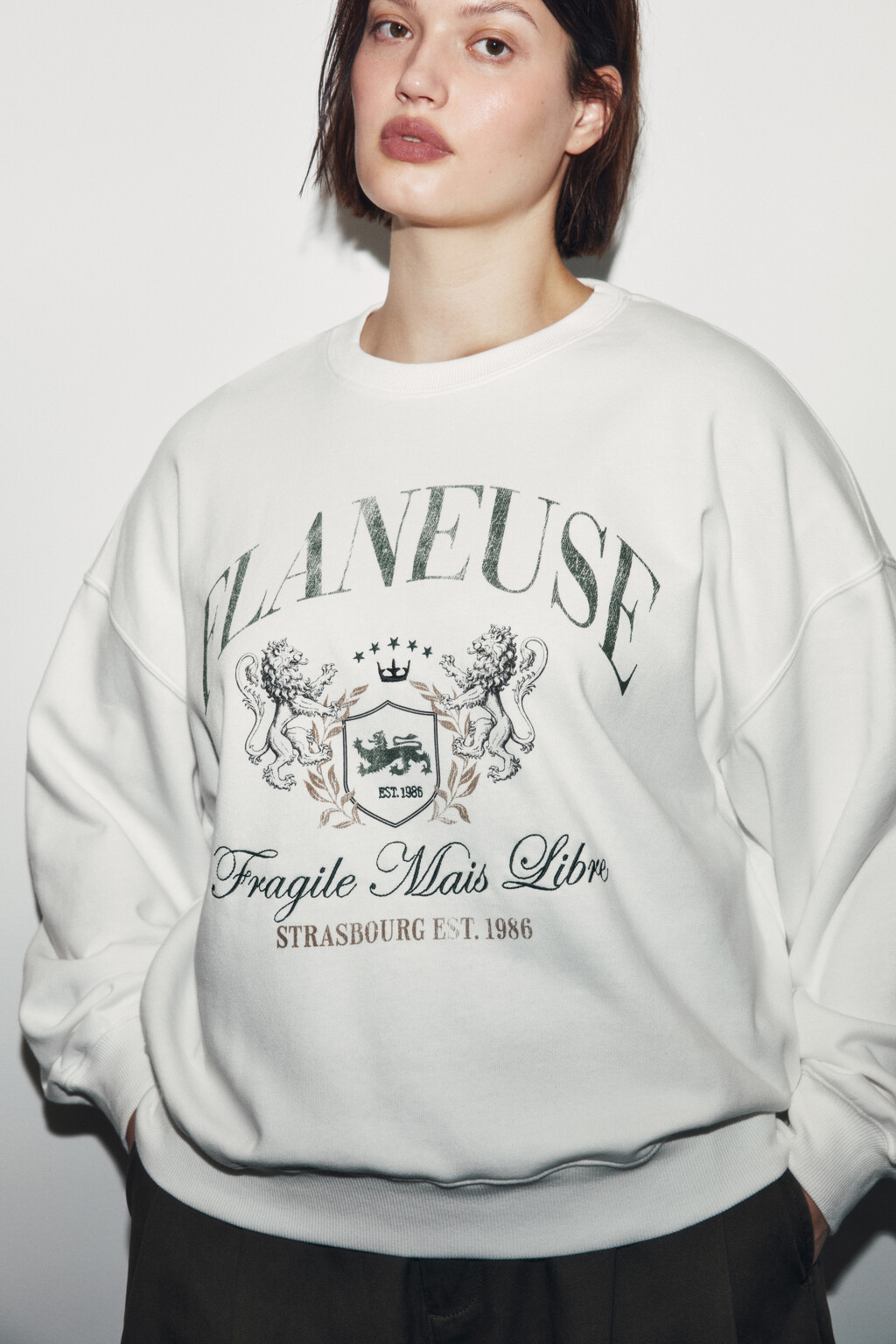 Свитшот оверсайз из футера с принтом - цвет бежевый - 5