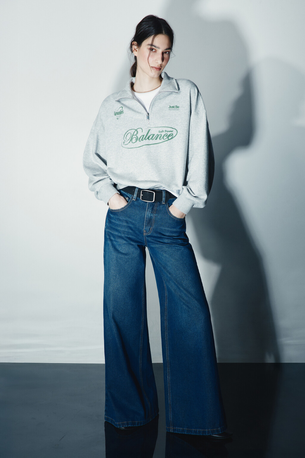 Свитшот с воротником на молнии - цвет серый - 4