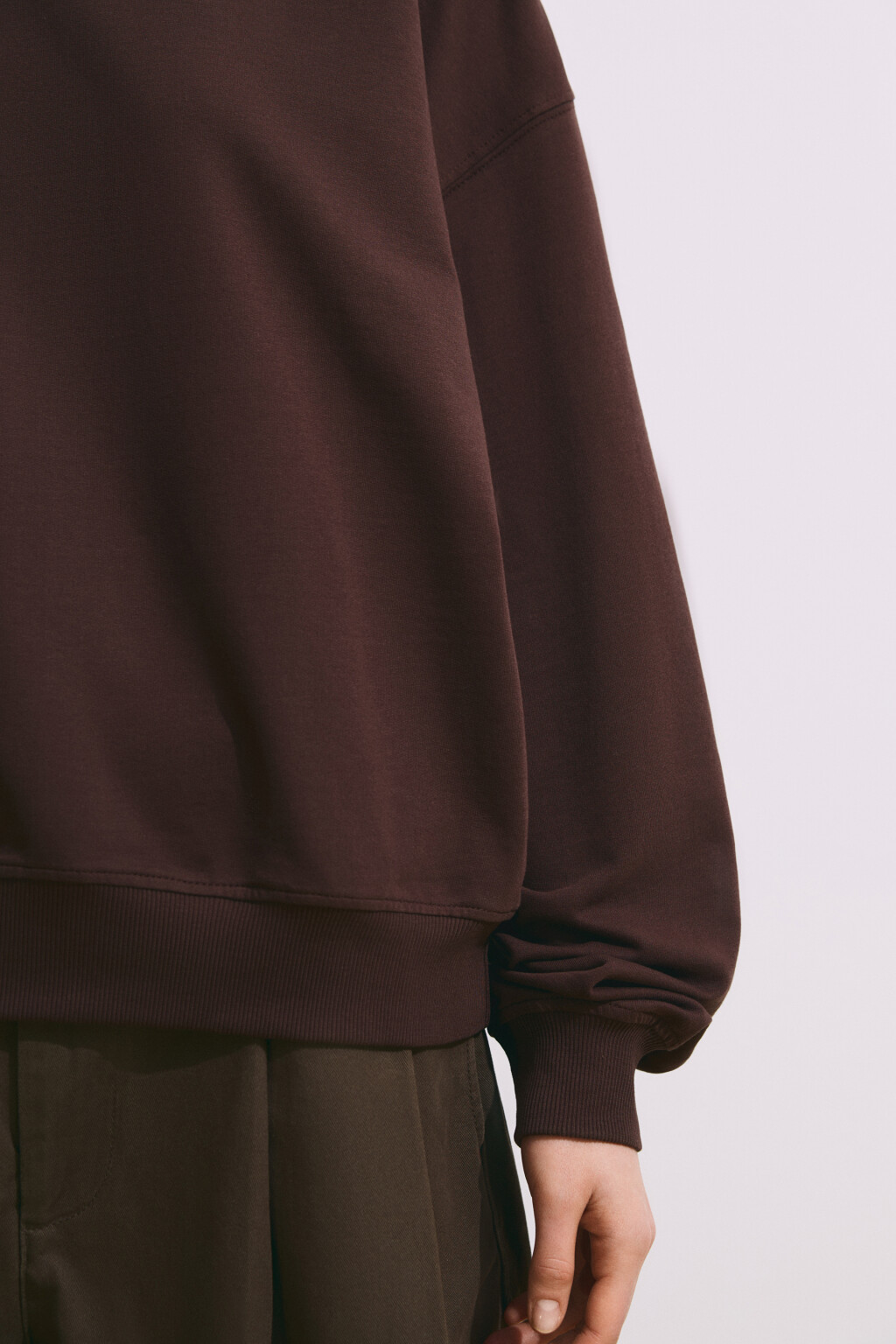 Свитшот базовый из хлопкового трикотажа - цвет коричневый - 5