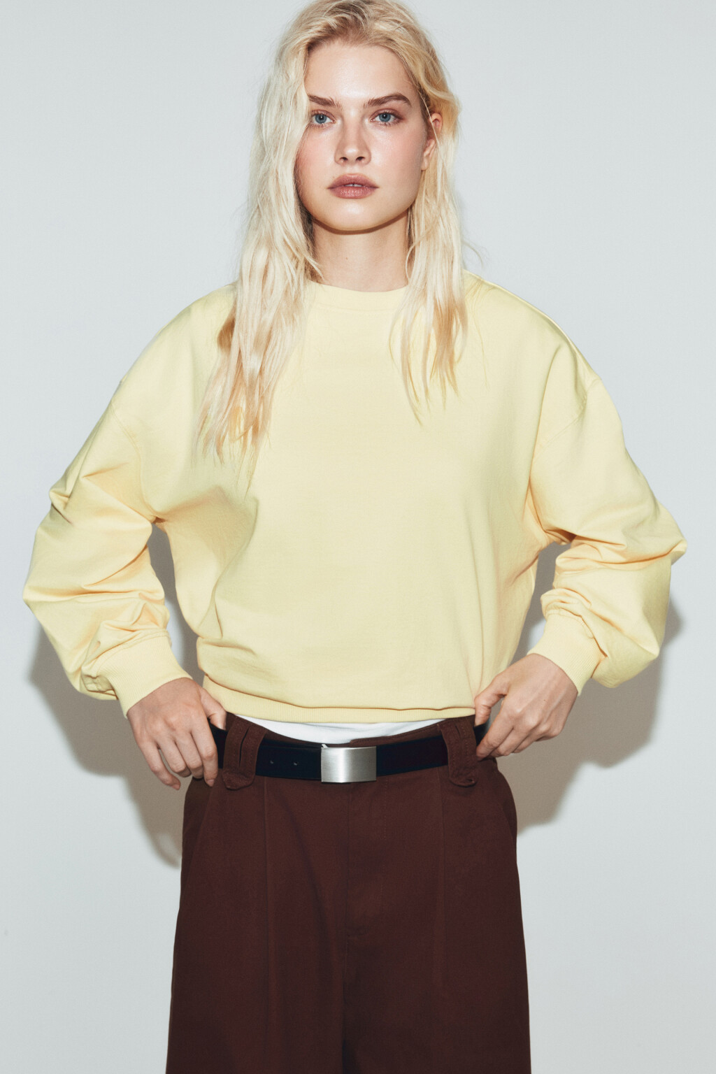 Свитшот базовый из хлопкового трикотажа - цвет желтый - 2
