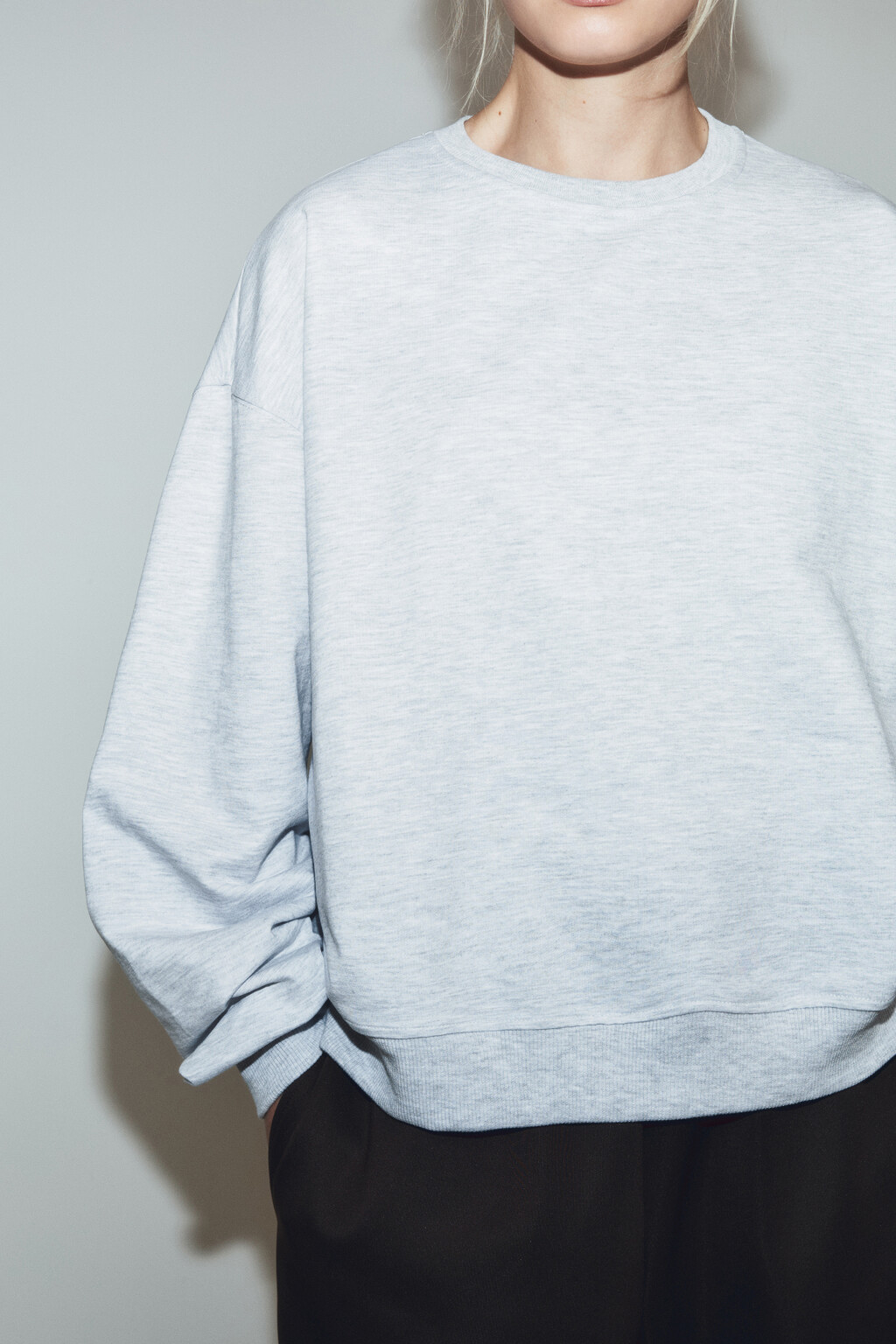 Свитшот базовый из хлопкового трикотажа - цвет серый - 5