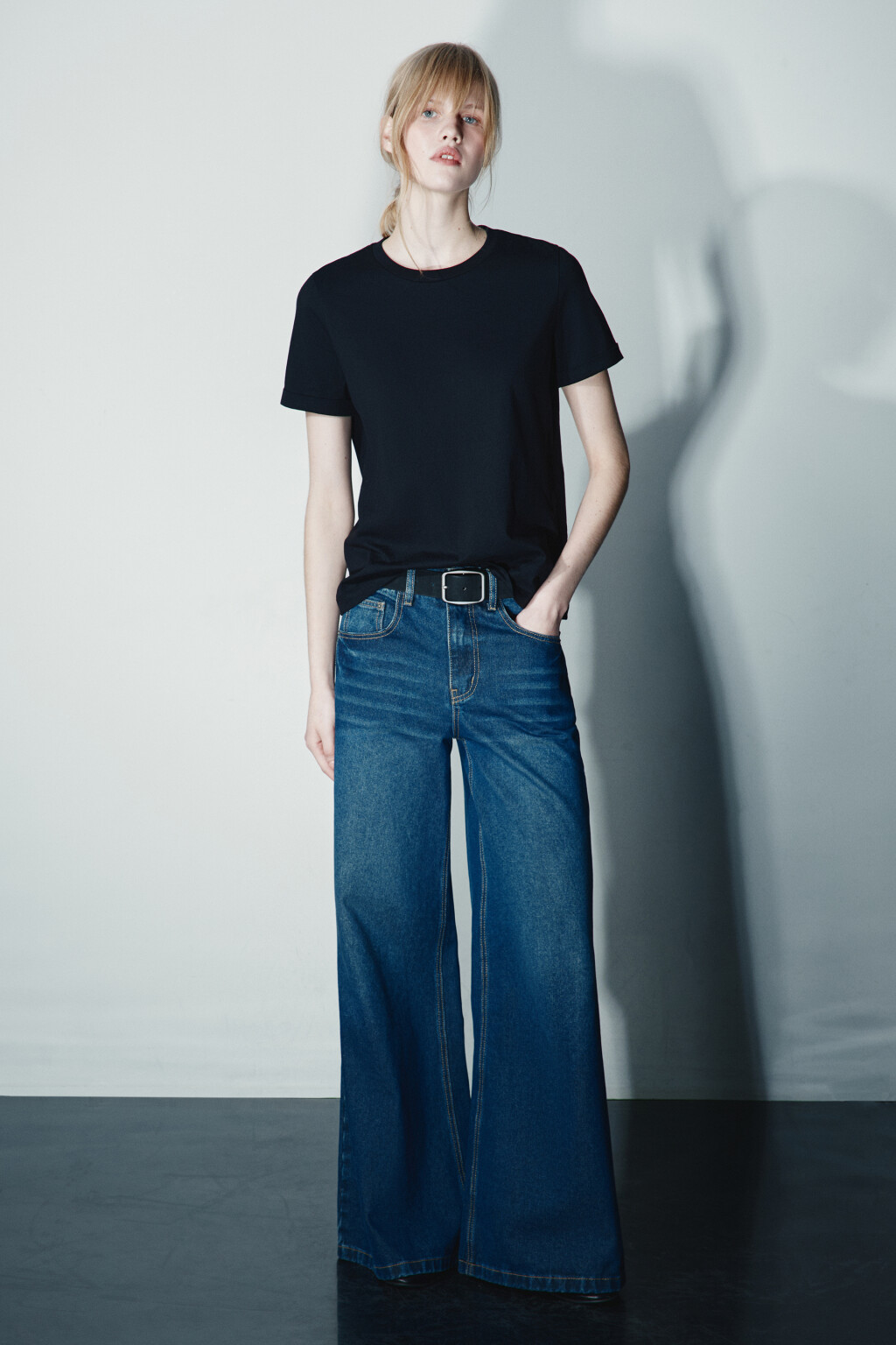 Джинсы широкие с ремнем - цвет синий - 4