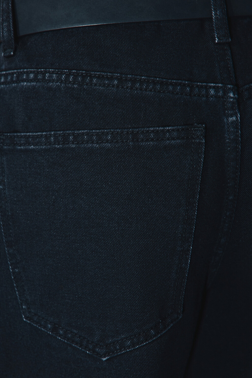 Джинсы широкие с ремнем - цвет черный - 7