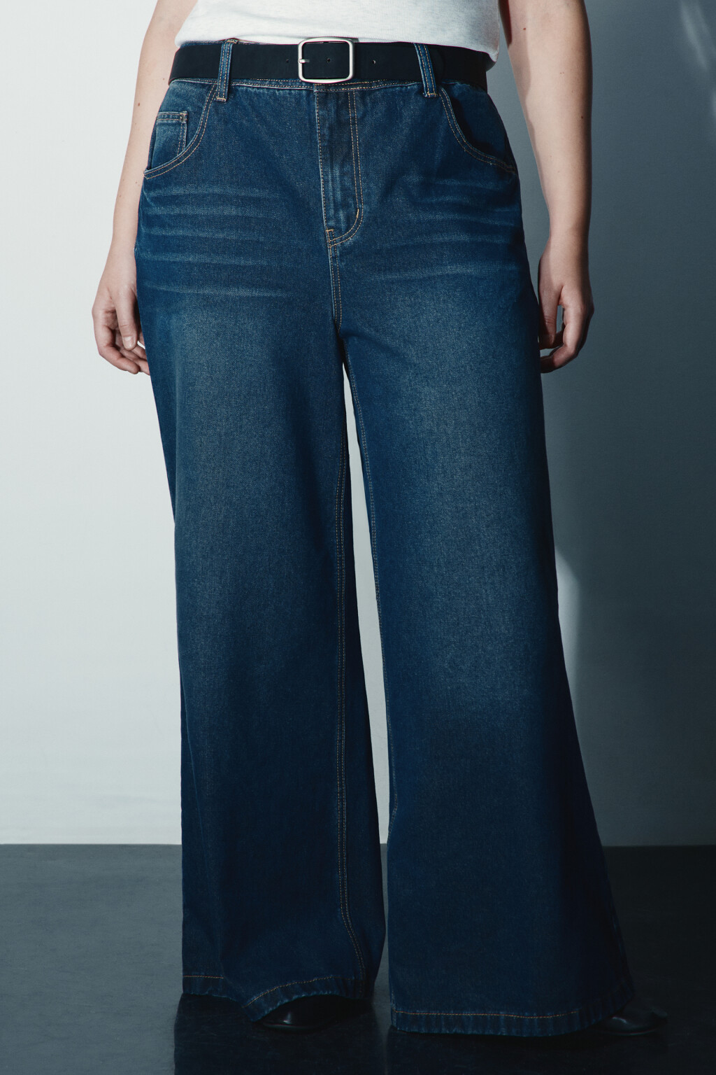 Джинсы широкие с ремнем - цвет синий - 2