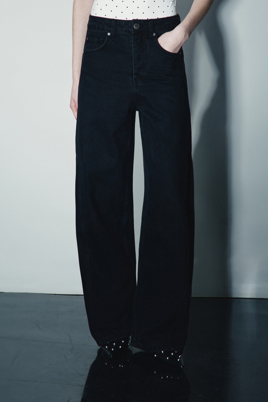 Джинсы barrel fit широкие - цвет черный - 4