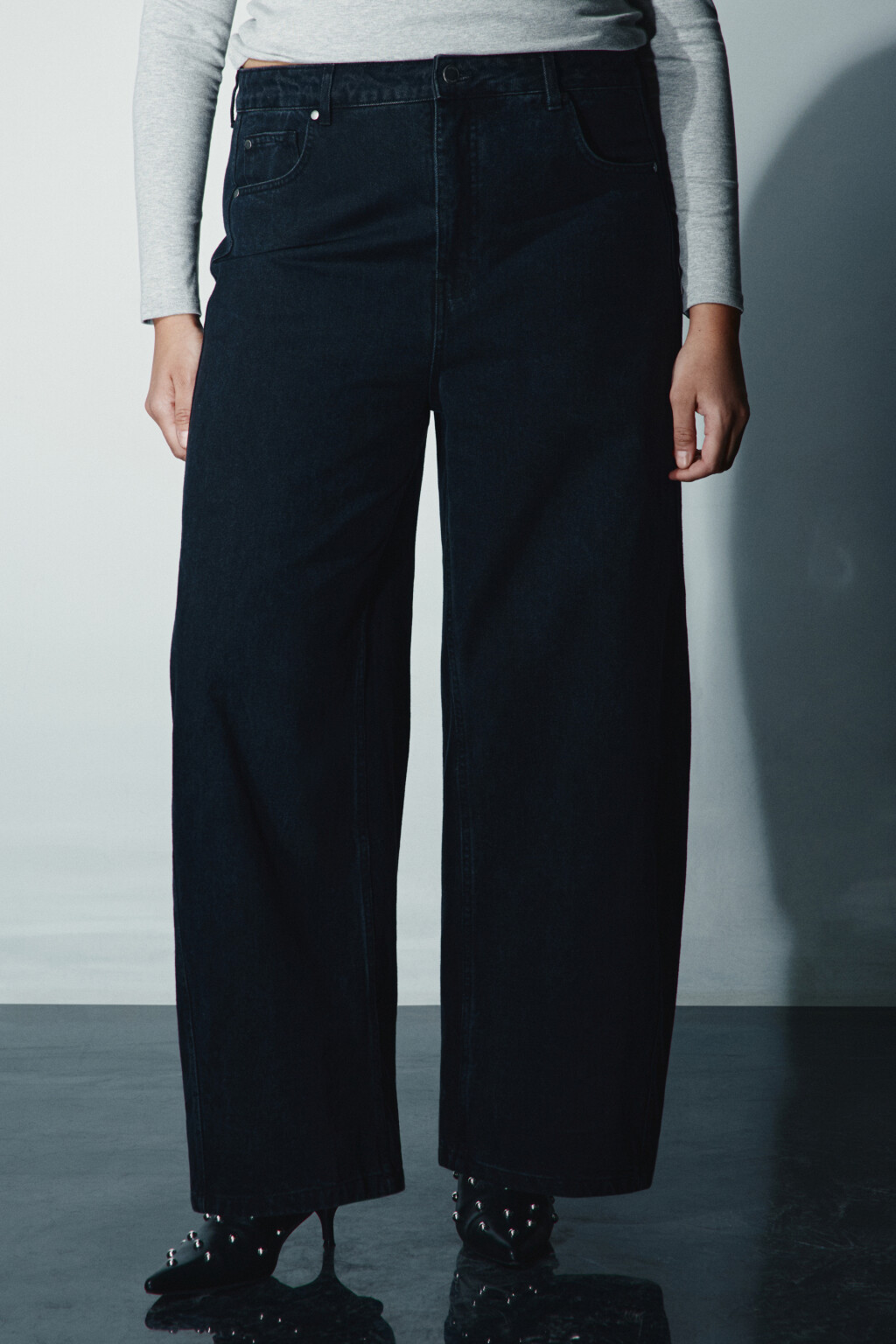 Джинсы barrel fit объемные - цвет черный - 2