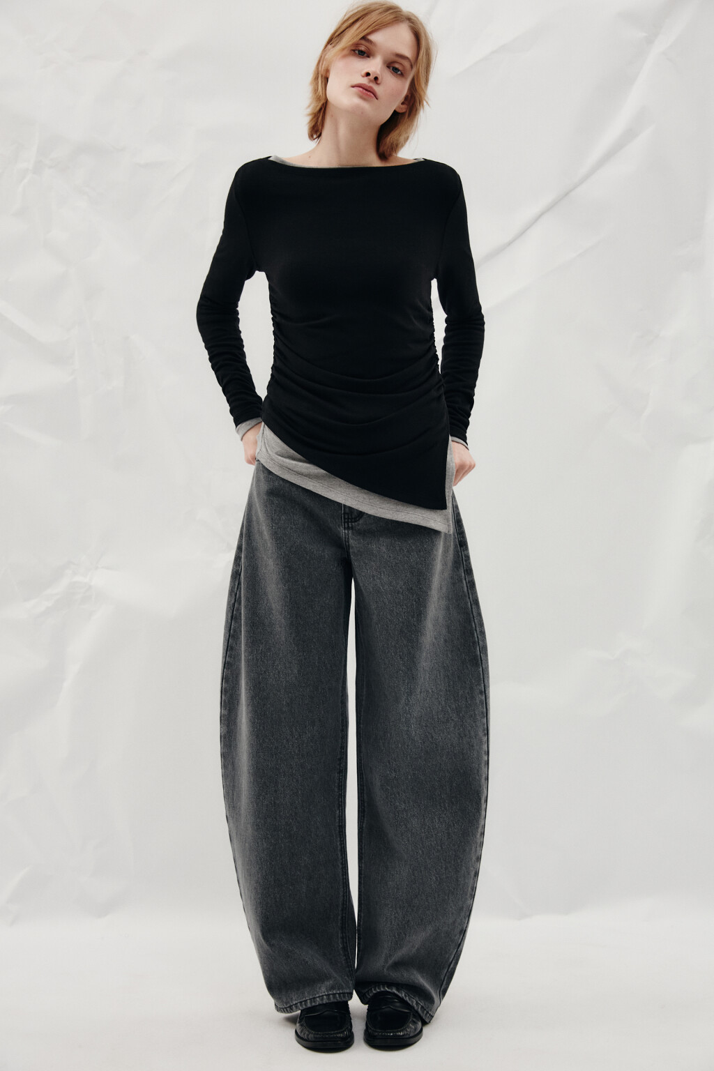 Джинсы barrel fit с декоративным ремнем - цвет серый - 1