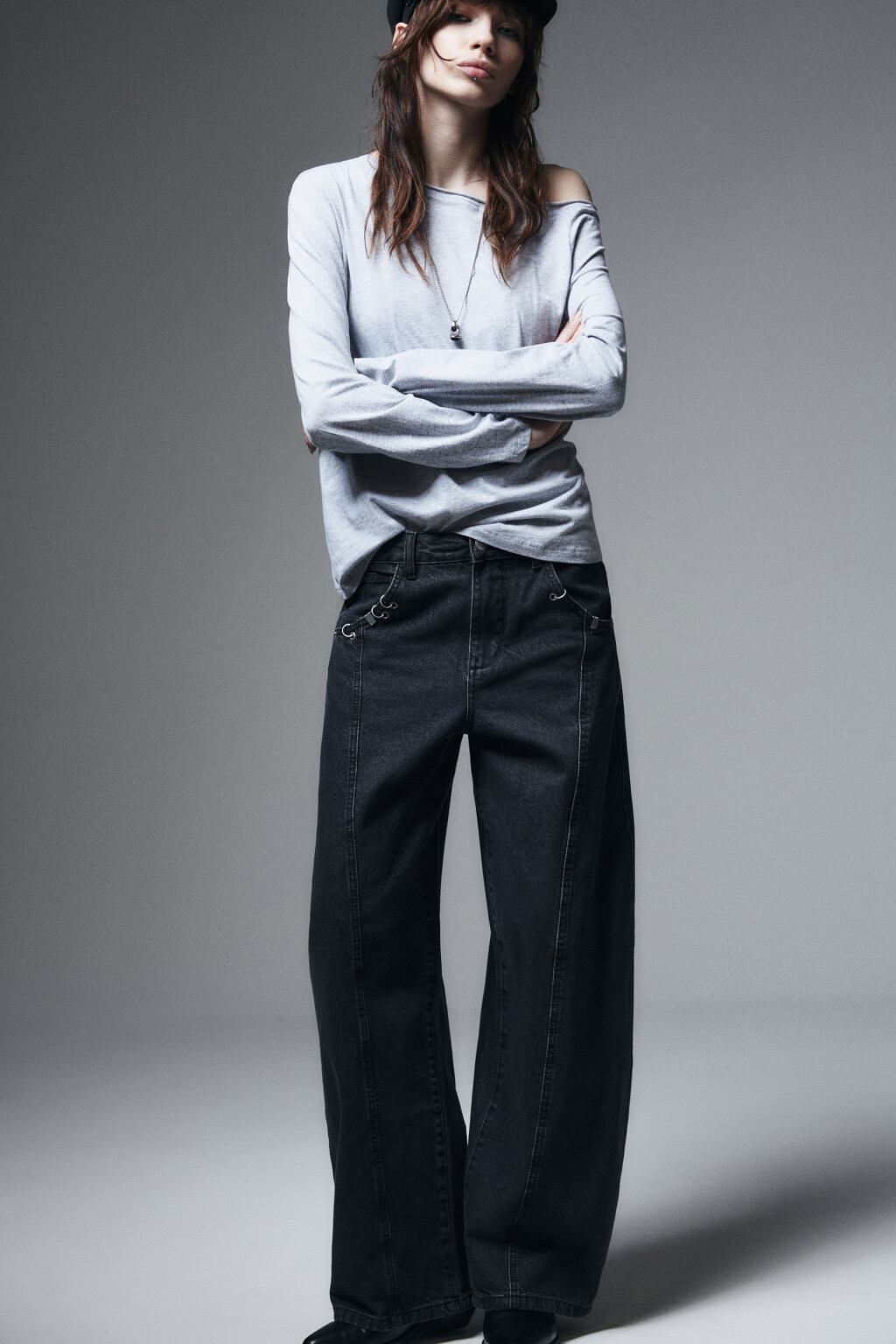 Джинсы baggy fit с пирсингом на кармашках - цвет черный - 1