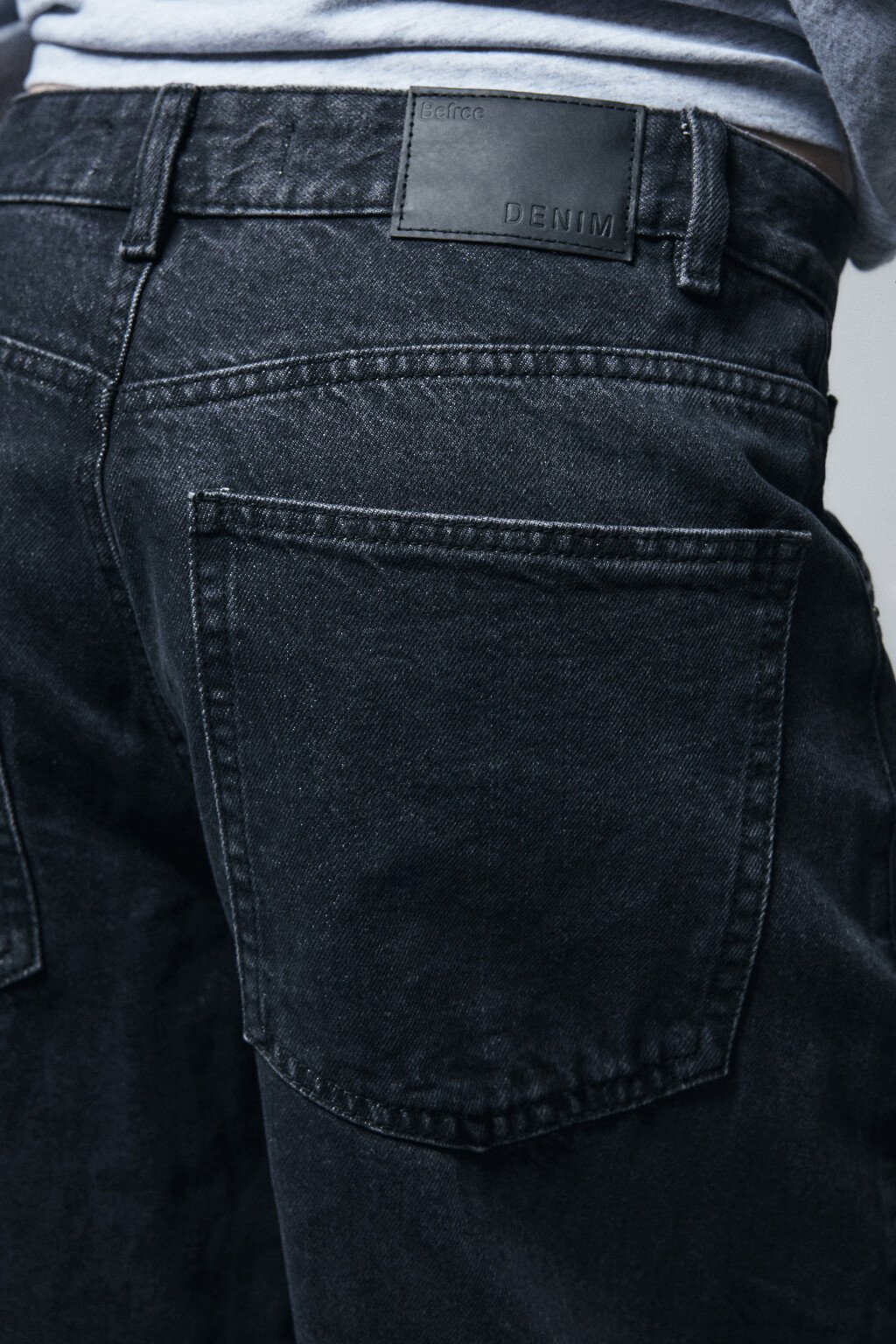 Джинсы baggy fit с пирсингом на кармашках - цвет черный - 7