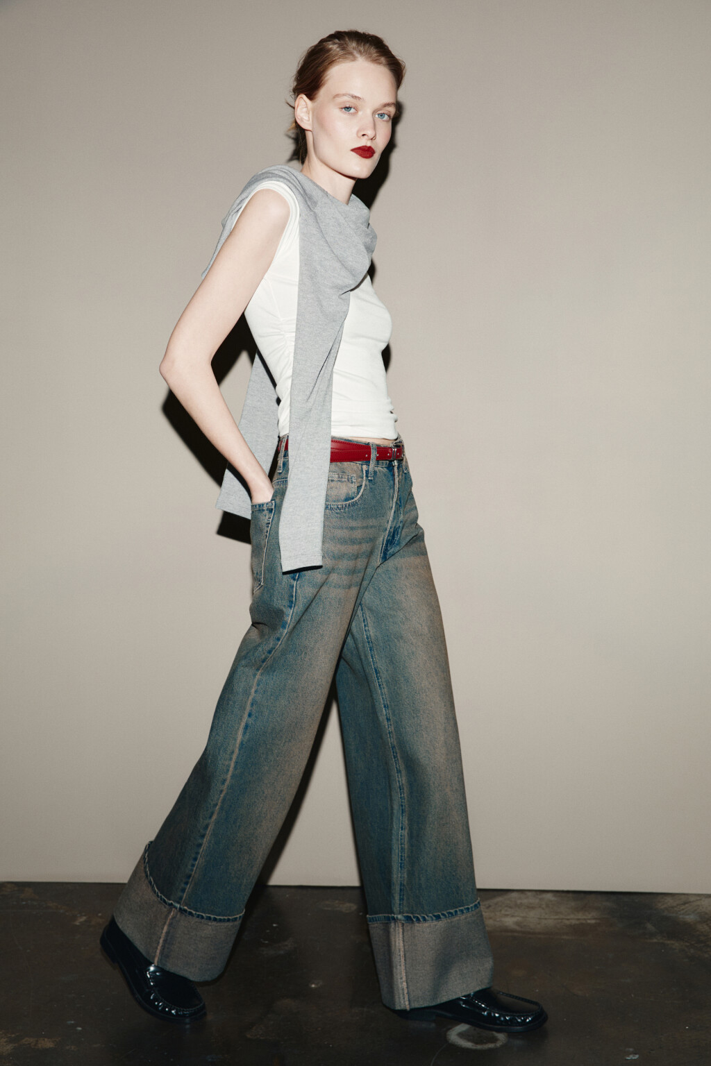 Джинсы широкие с подворотами - цвет темный тинт - 2