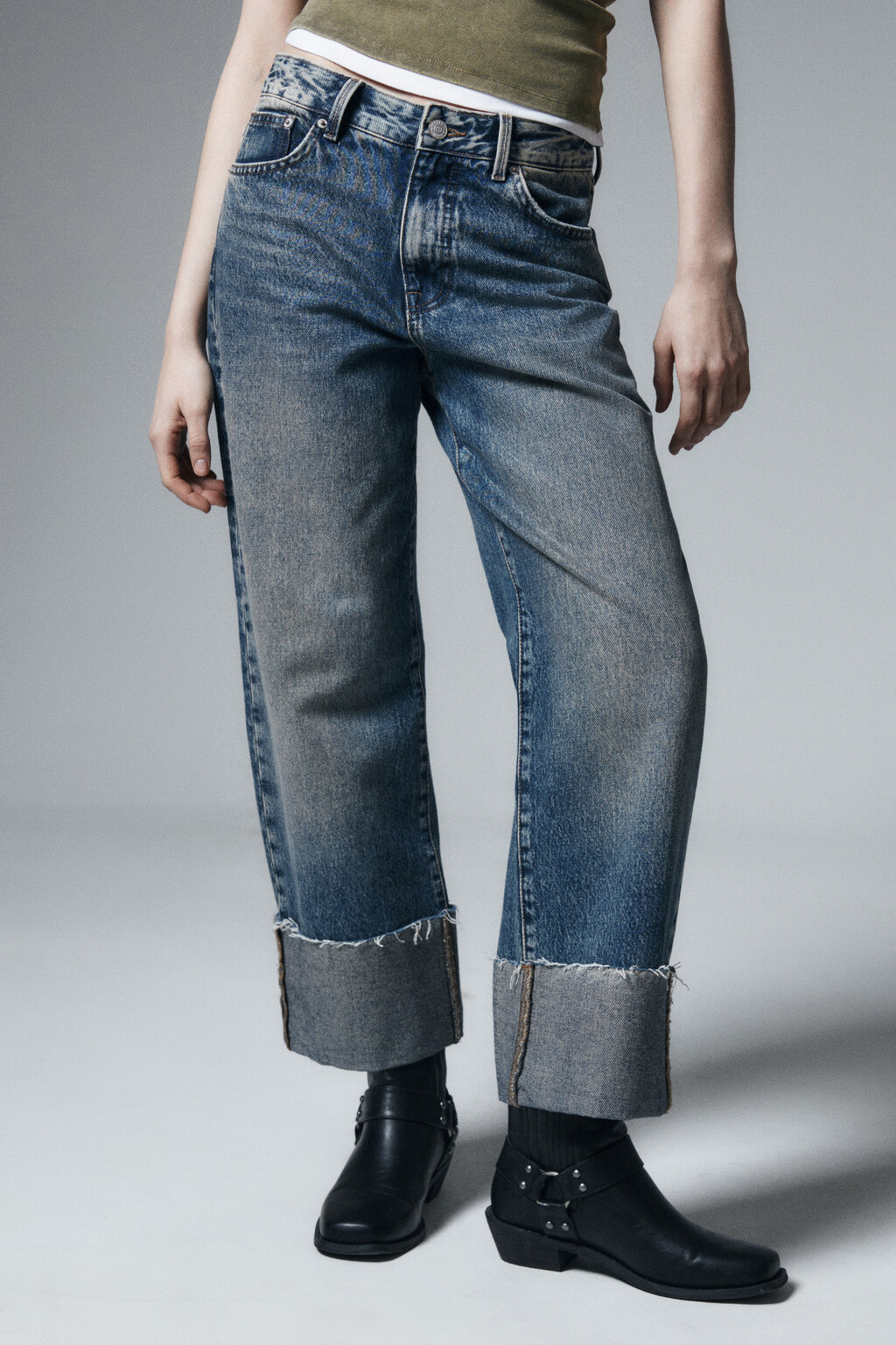 Джинсы straight fit со средней посадкой и подворотами - цвет голубой - 3