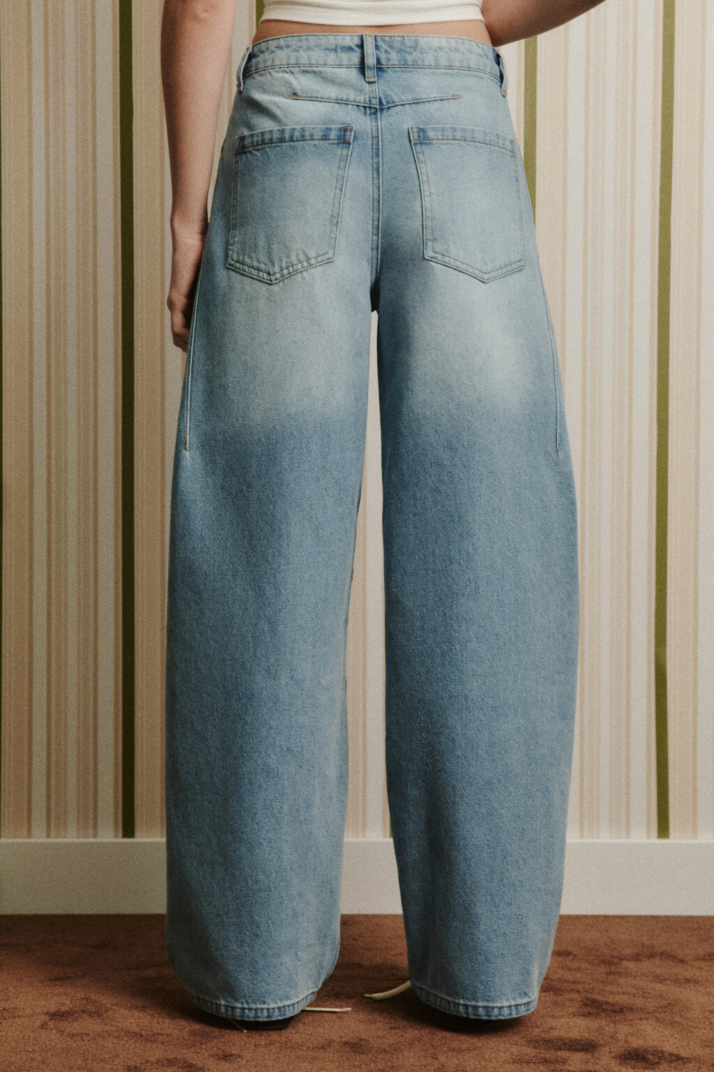 Джинсы barrel fit с декоративными швами - цвет голубой - 5