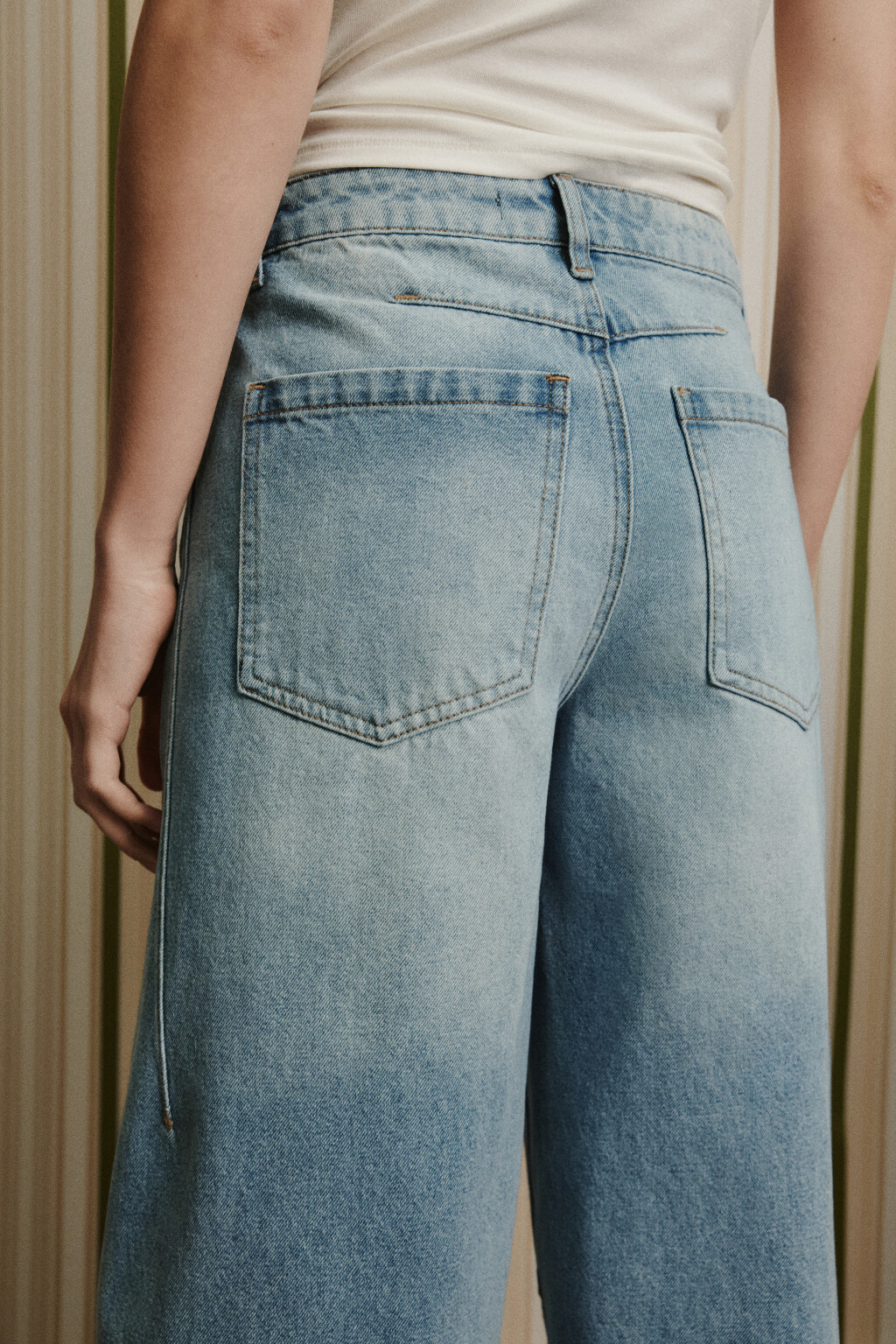 Джинсы barrel fit с декоративными швами - цвет голубой - 8