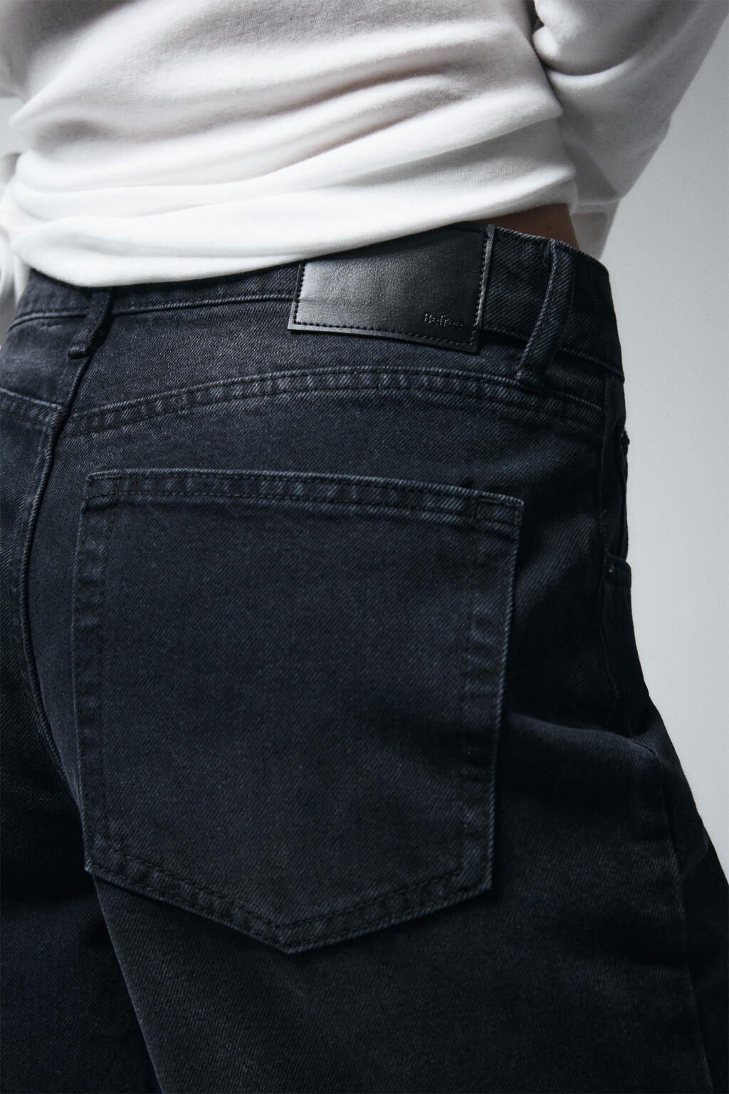 Джинсы широкие со средней посадкой - цвет черный - 6