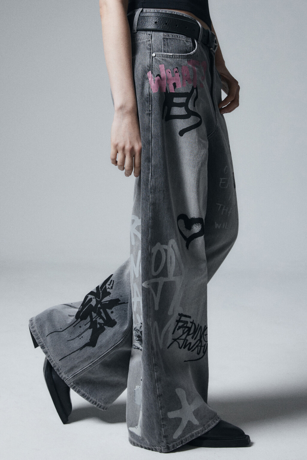 Джинсы baggy fit со средней посадкой и принтом - цвет серый - 2