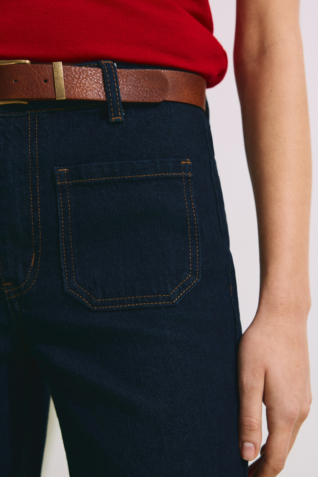 Джинсы клеш со средней посадкой и ремнем - цвет синий - 5