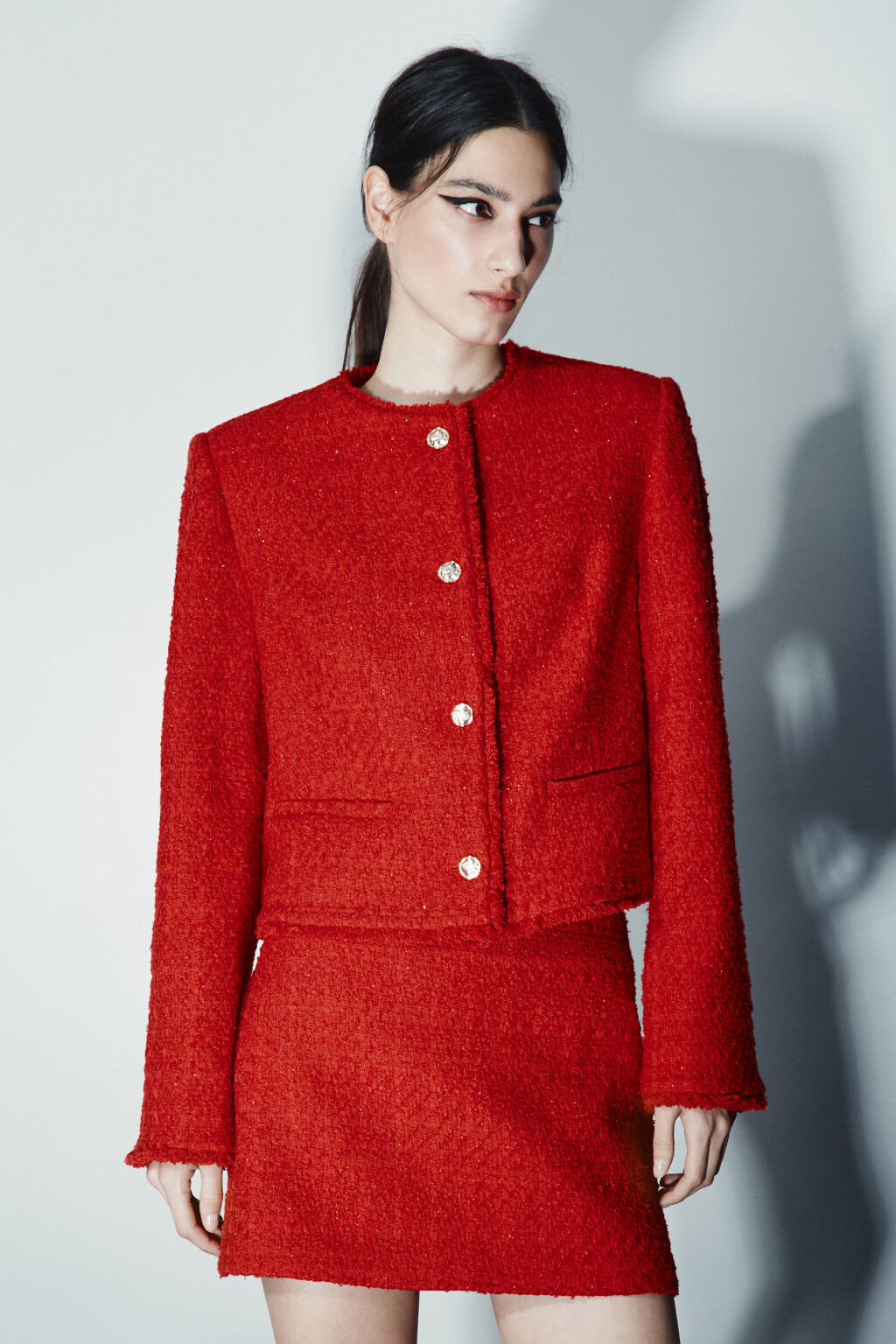 Жакет твидовый укороченный с шерстью - цвет красный - 3