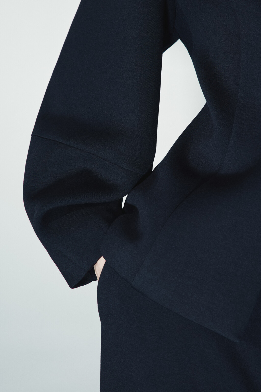 Пиджак приталенный с объемными рукавами - цвет черный - 6