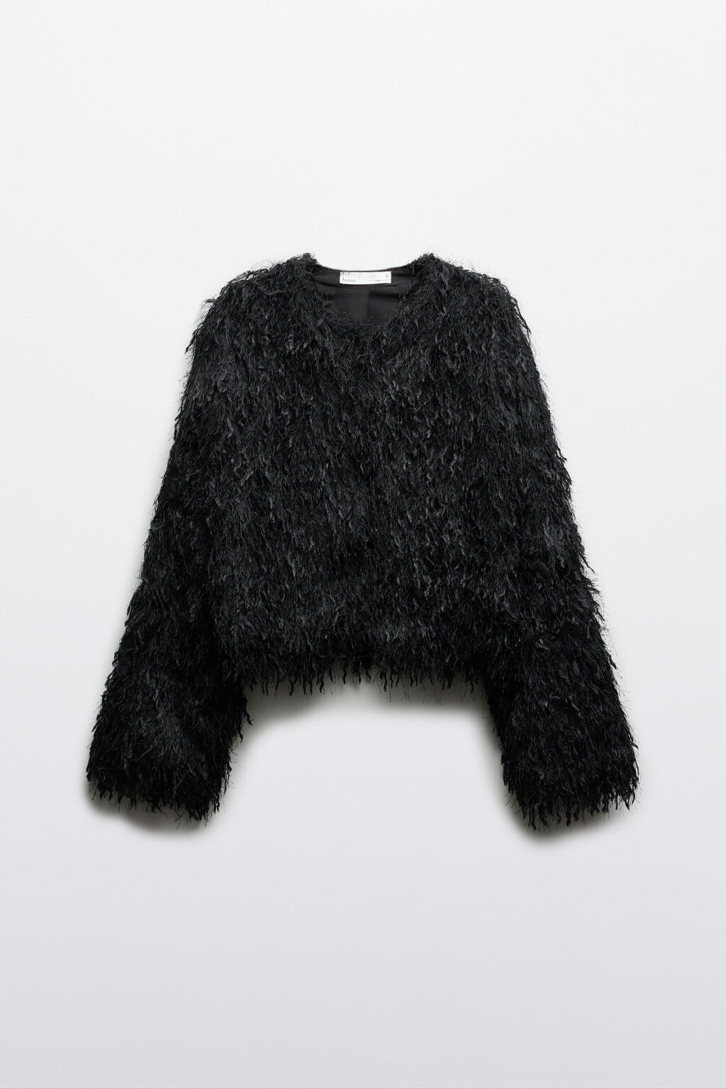 Жакет на крючках пушистый с бахромой - цвет черный - 1