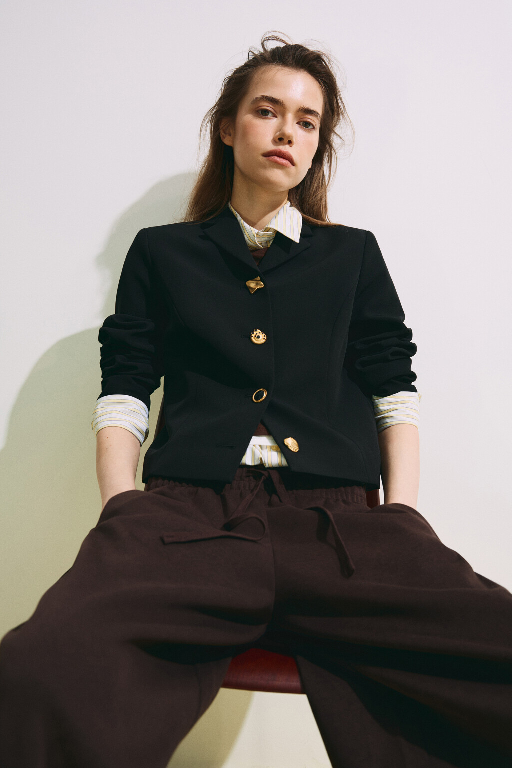 Пиджак прямой с пуговицами разной формы - цвет черный - 1