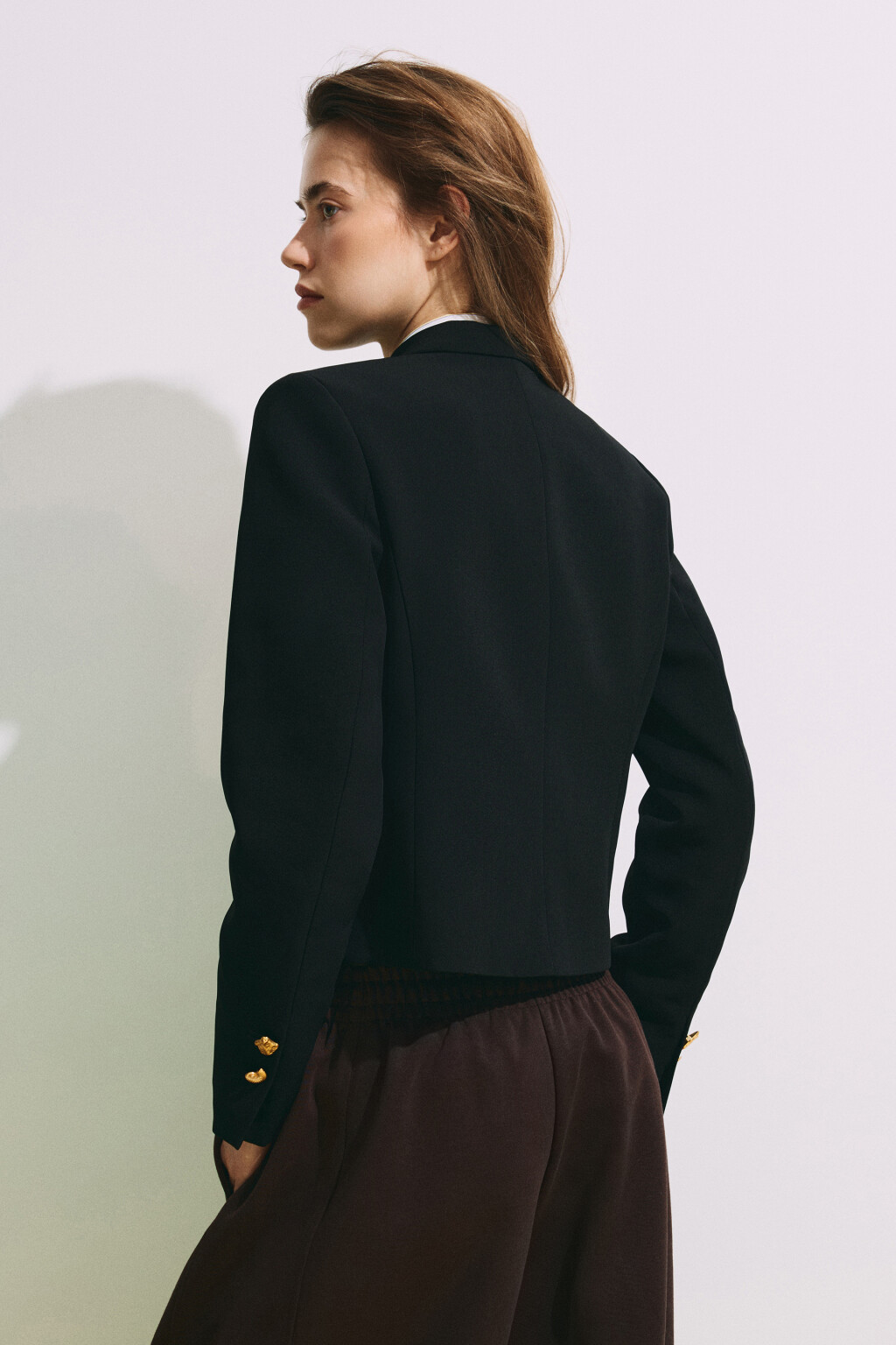 Пиджак прямой с пуговицами разной формы - цвет черный - 4