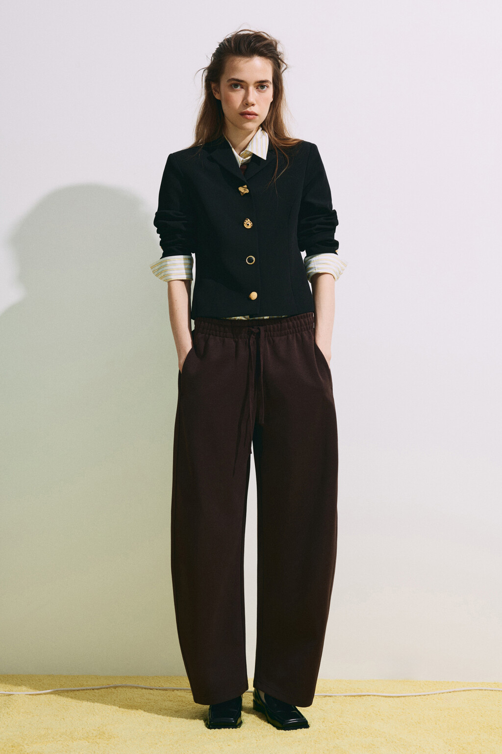 Пиджак прямой с пуговицами разной формы - цвет черный - 5