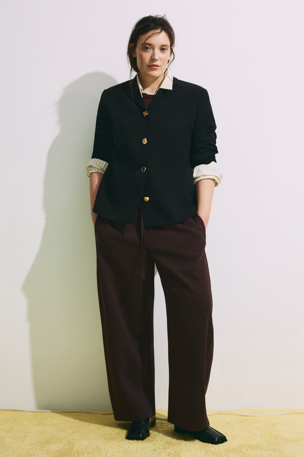 Пиджак прямой с пуговицами разной формы - цвет черный - 5