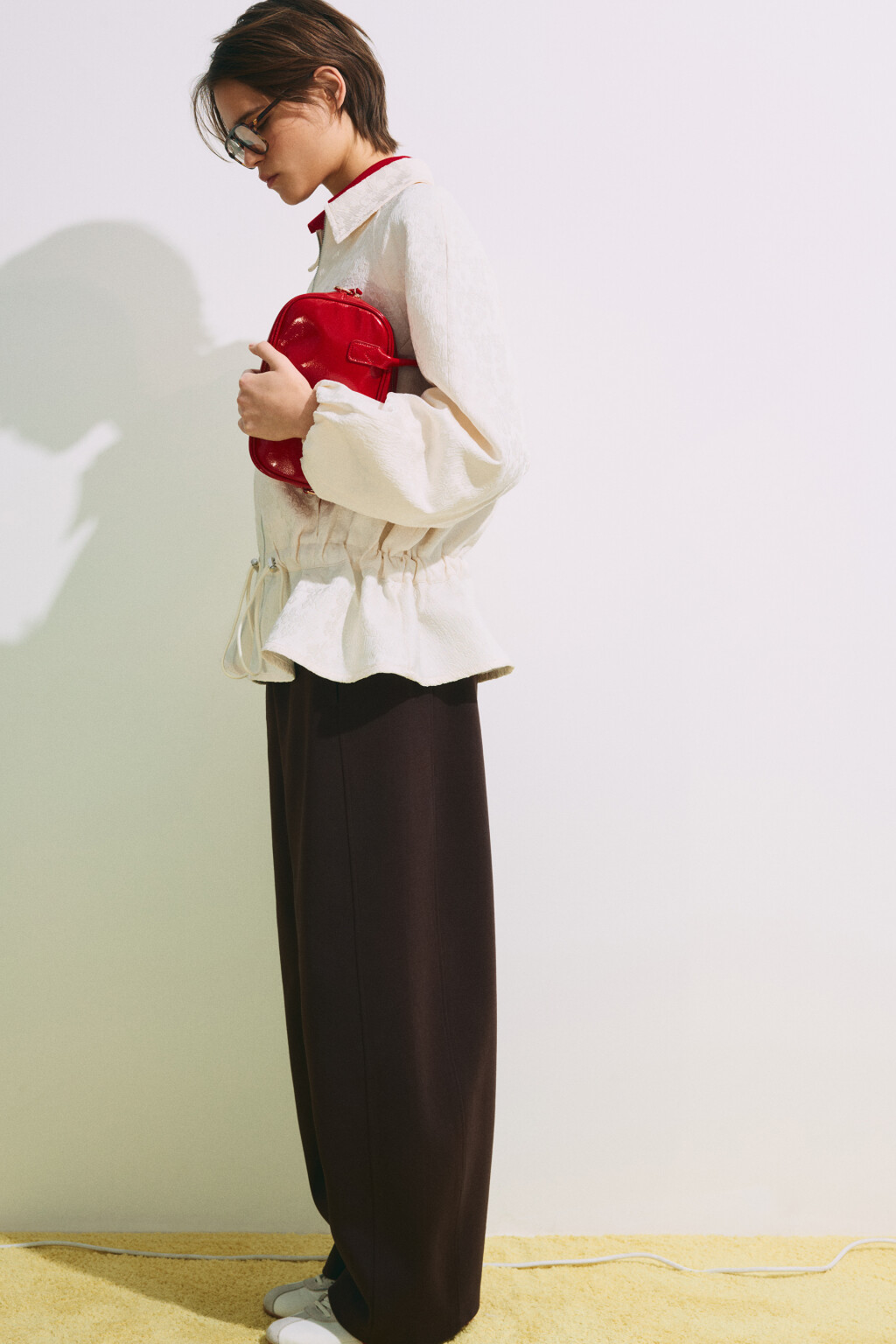 Жакет-бомбер жаккардовый с баской - цвет молочный - 2