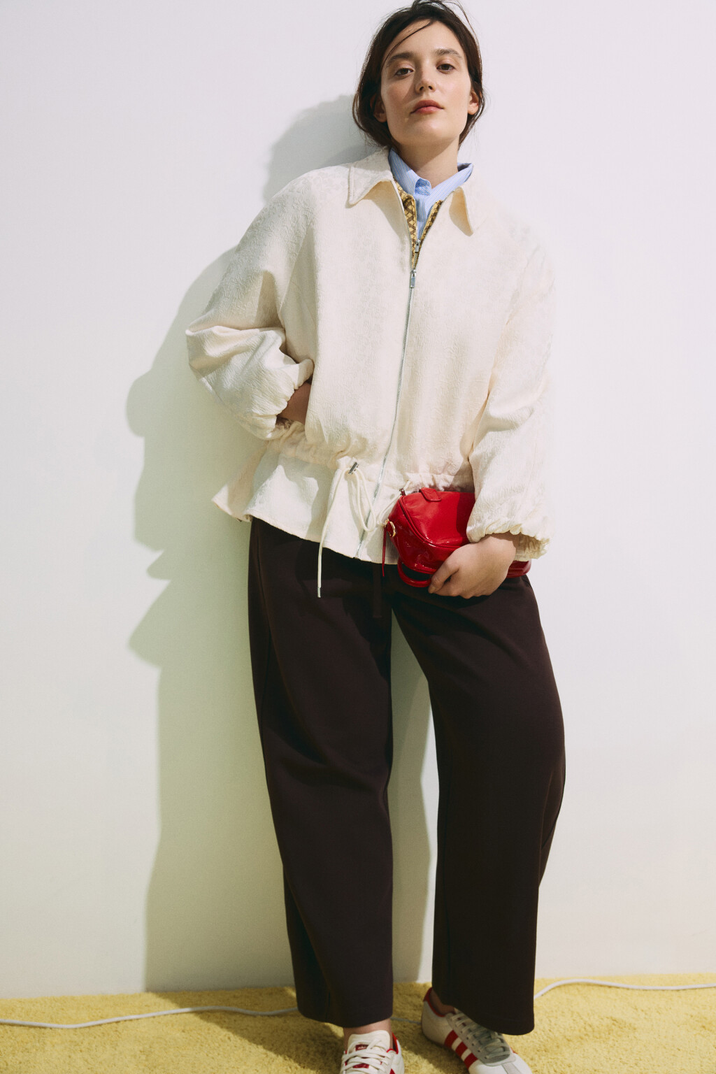 Жакет-бомбер жаккардовый с баской - цвет молочный - 2