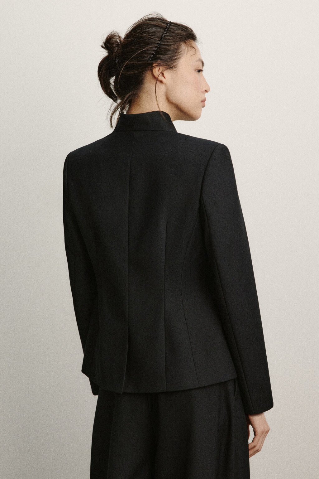 пиджак приталенный с воротником-стойкой - цвет черный - 4