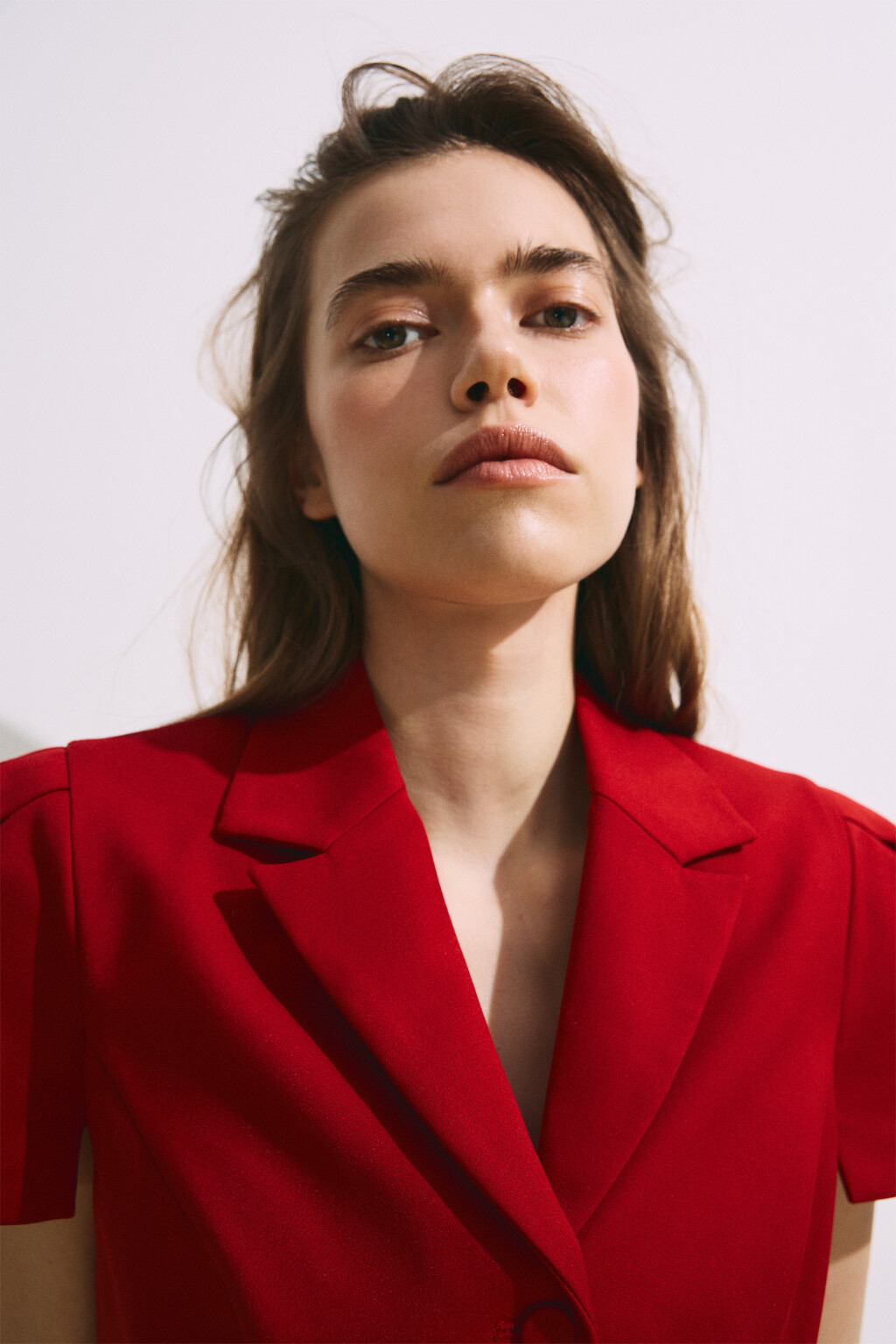 Пиджак укороченный приталенный из костюмной ткани - цвет красный - 5