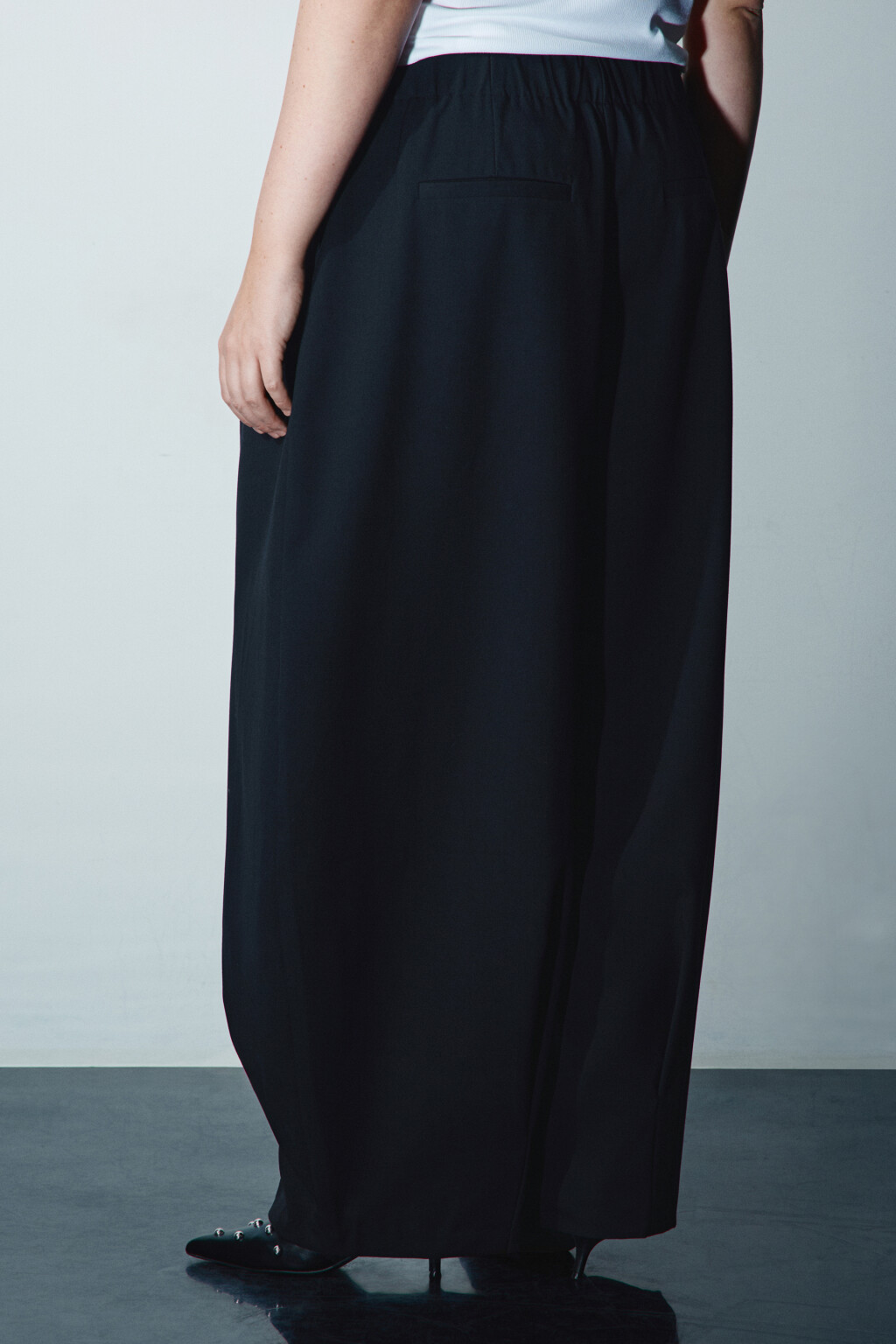 Брюки barrel fit со средней посадкой - цвет черный - 3