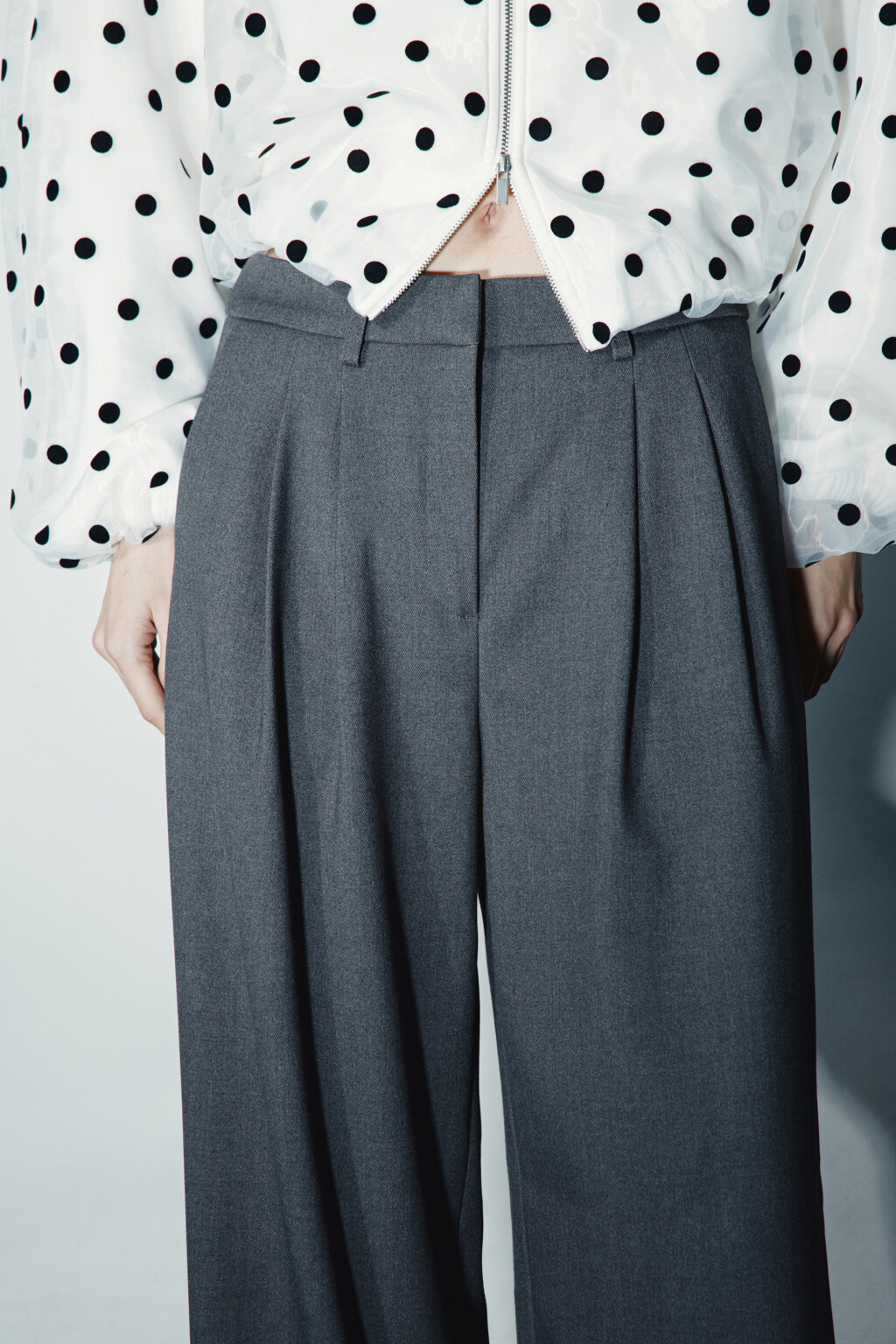 Брюки широкие костюмные - цвет серый - 5